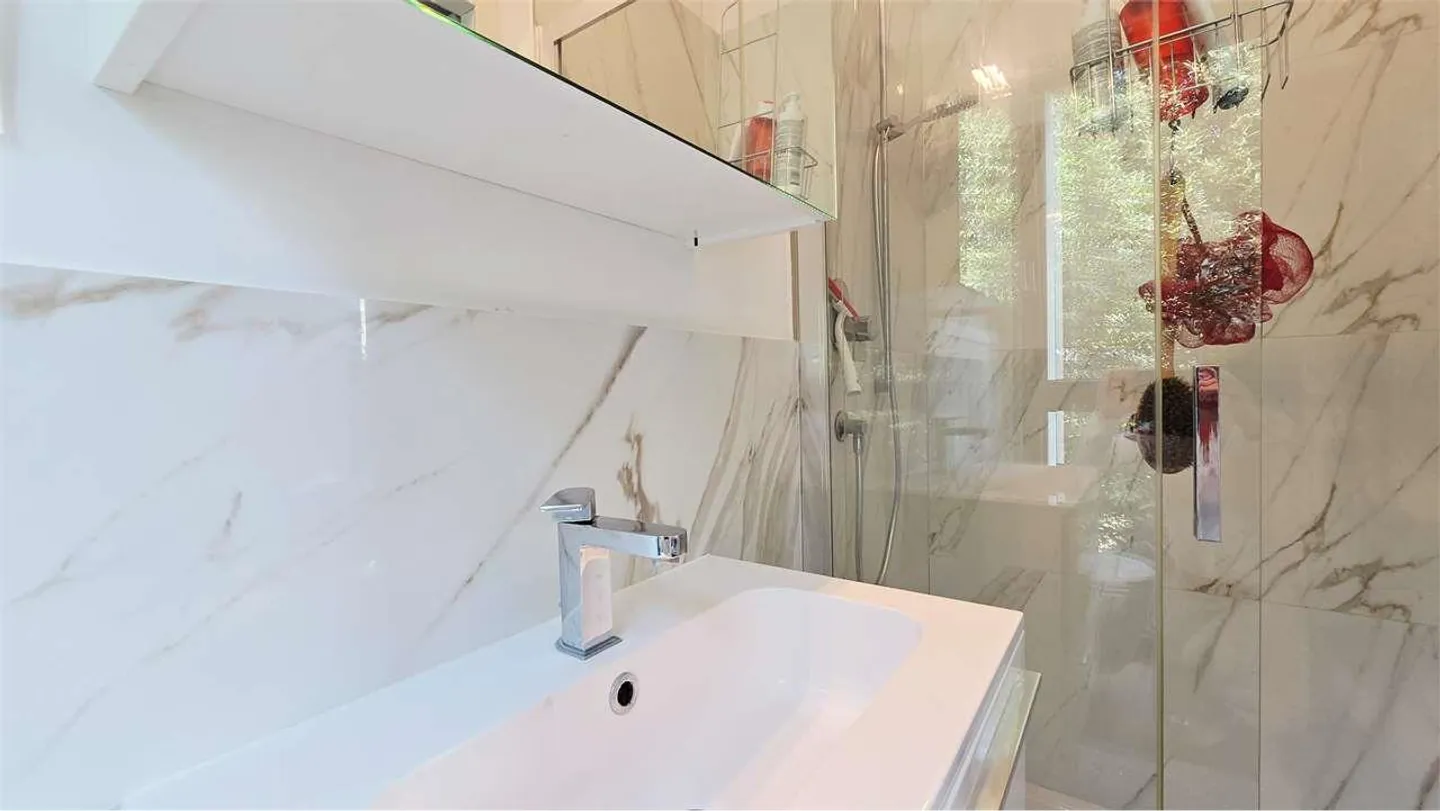 Castagnola : Appartement moderne de 4,5 pièces avec terrasse XXL - Photo 13 sur 13