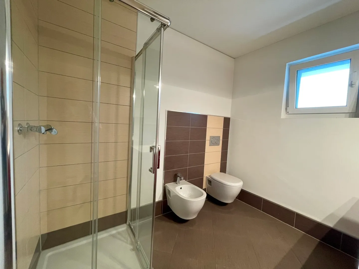 SPLENDIDO E AMPIO 4.5 LOCALI - Foto 9 di 16