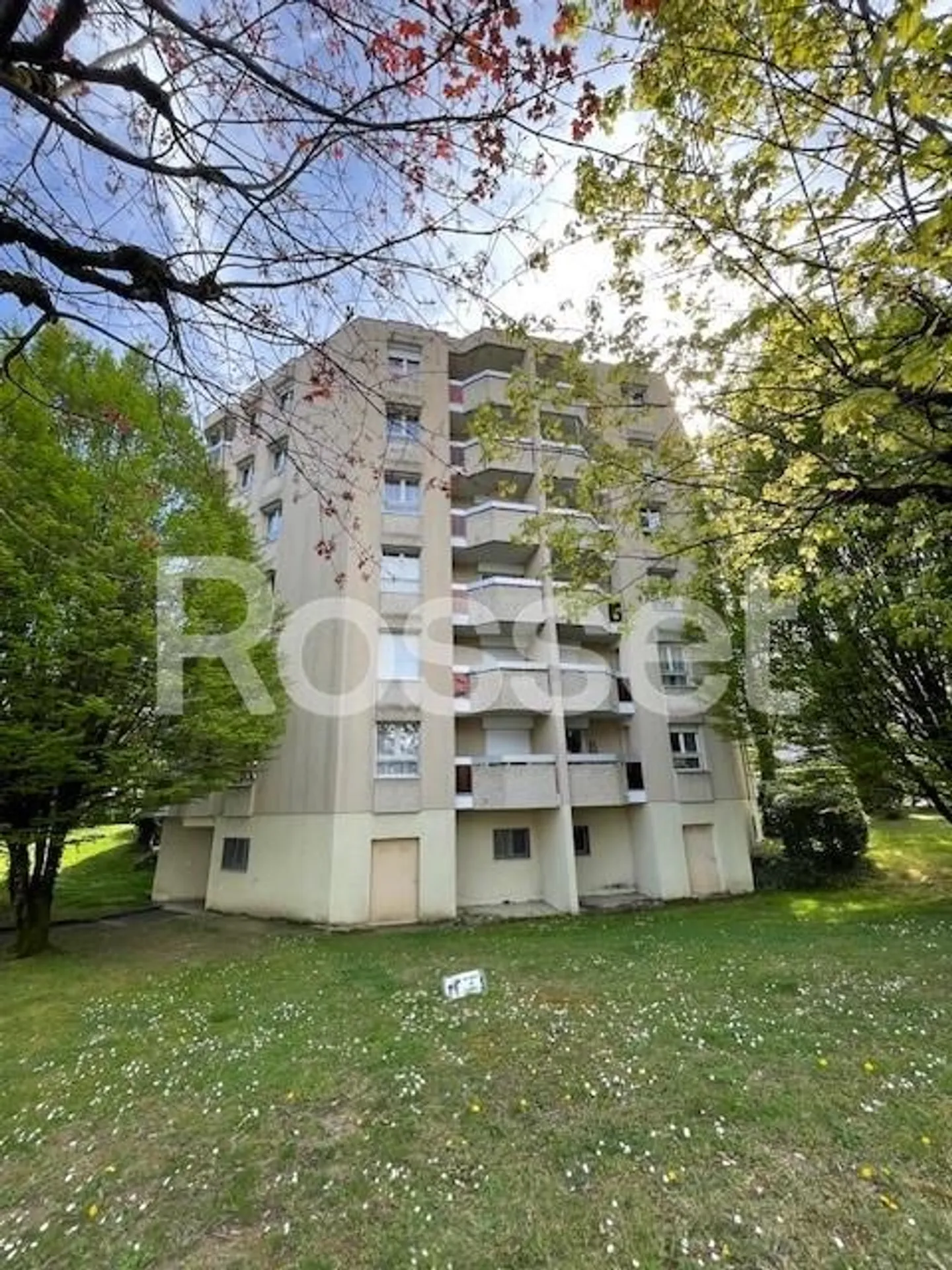 4-Zimmer-Wohnung im 5. Stock - Foto 1 von 9