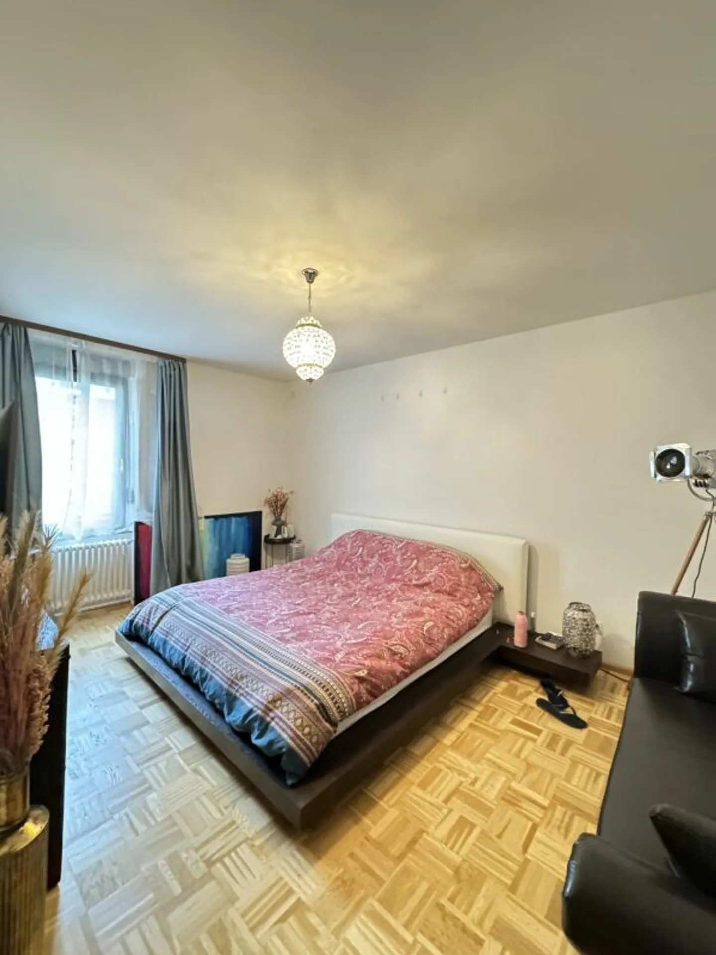 Renovated 6-Room Townhouse with Beautiful Garden - Photo 22 of 24