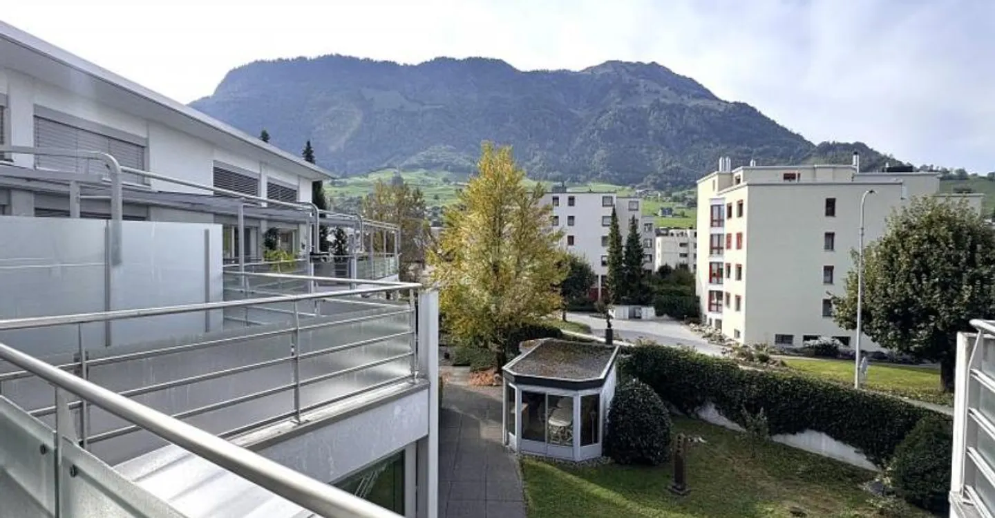 CHAMBRES SPACIEUSES AVEC UNE VUE MERVEILLEUSE - Photo 2 sur 6