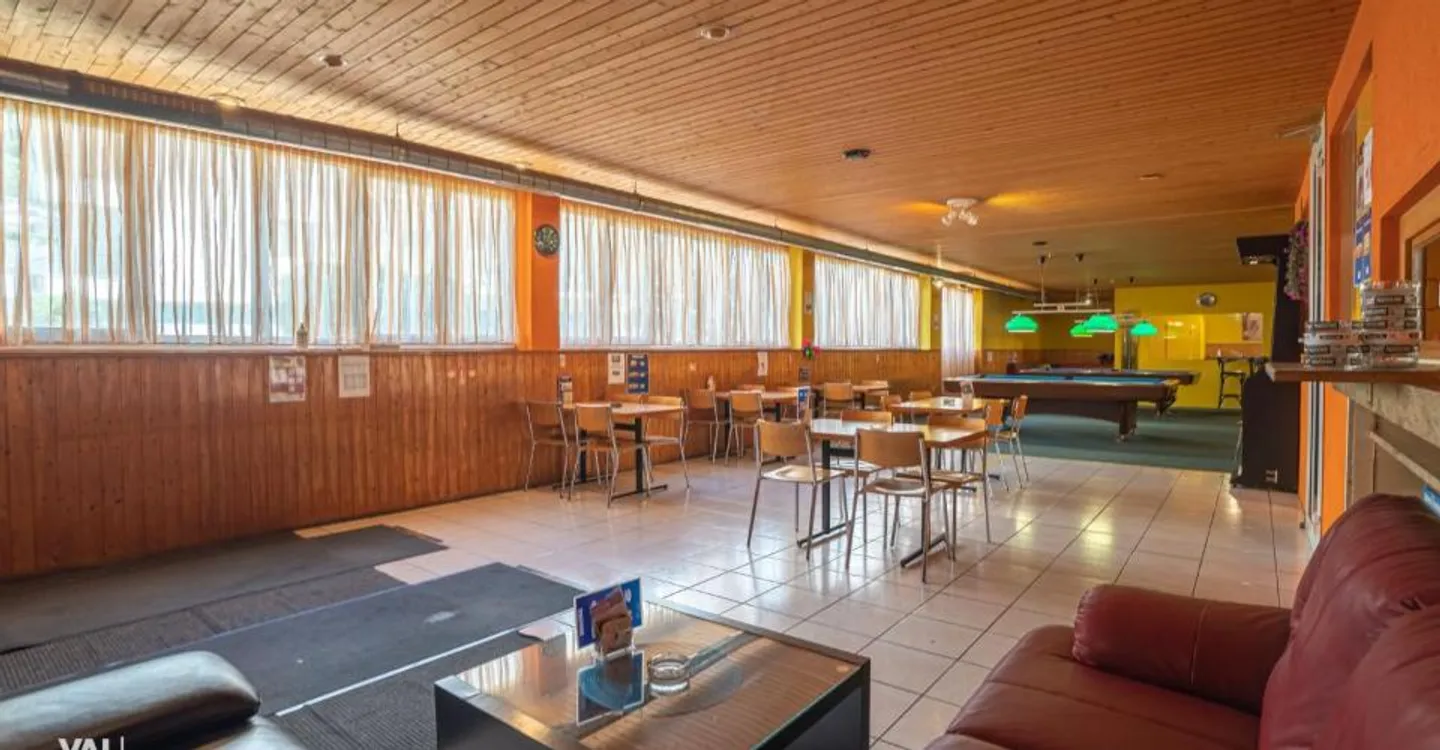 Restaurant for rent in a good location - Photo 7 of 12