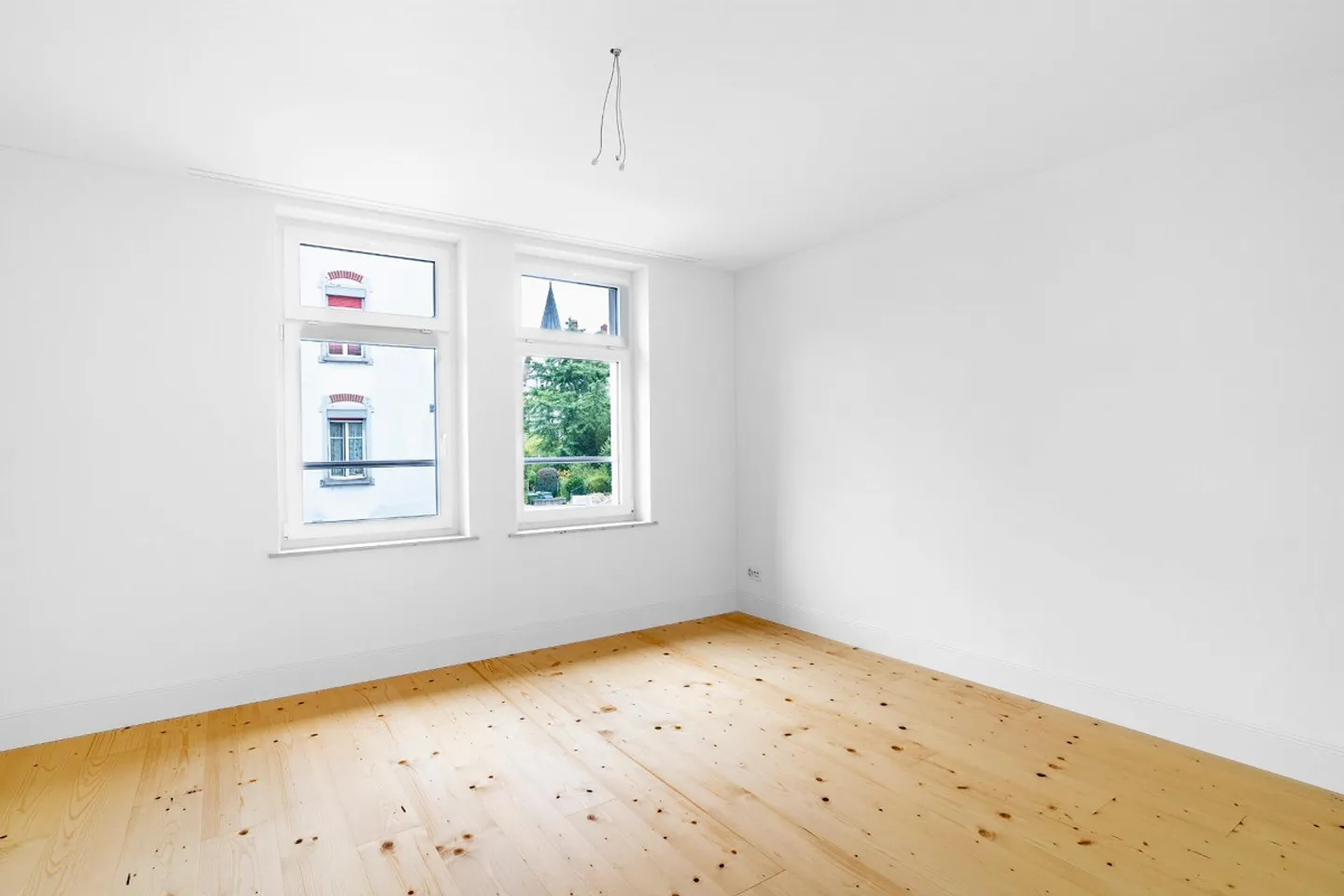 Appartamento di 5 stanze ristrutturato con stile a Rorschach - Foto 2 di 9