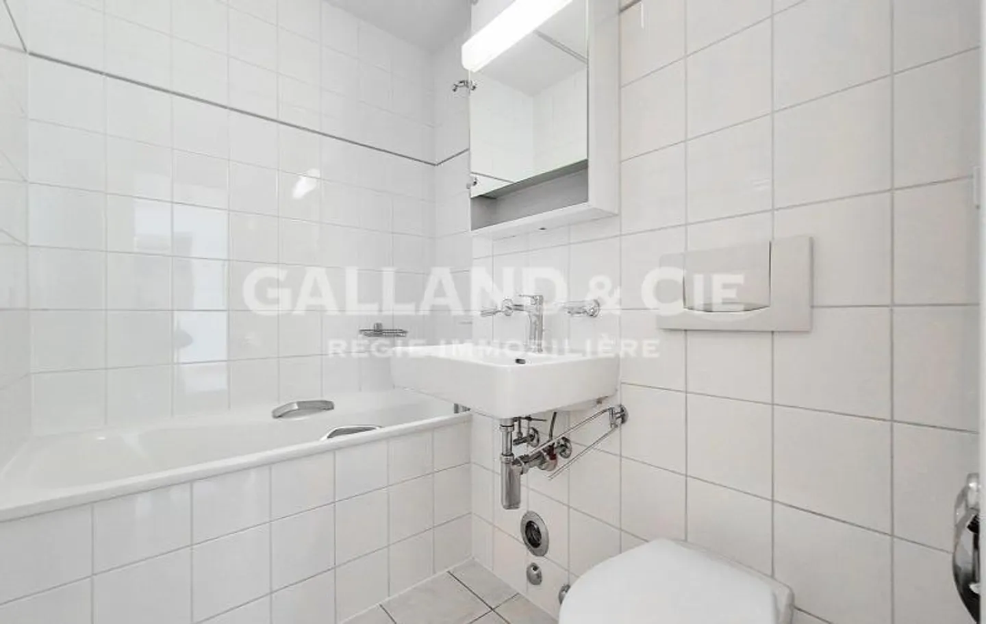 Appartamento di 3 stanze con balcone - Foto 5 di 9