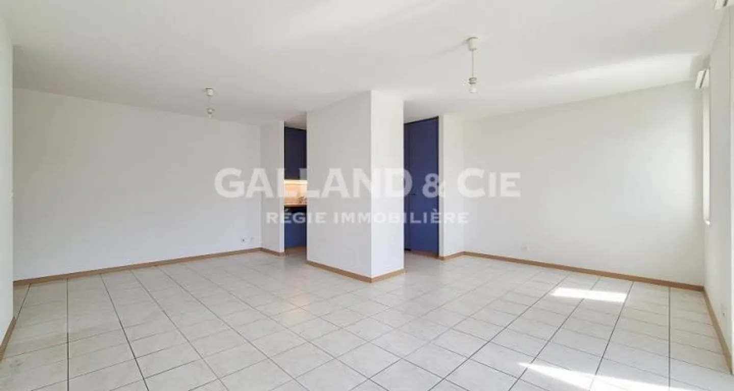Appartamento di 3 stanze con balcone - Foto 8 di 9