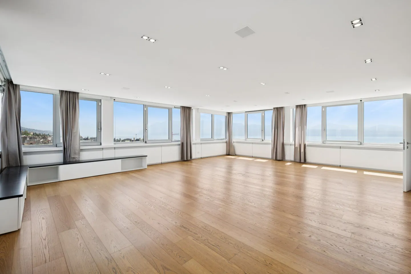Duplex Éblouissant avec Terrasse - Photo 4 sur 20