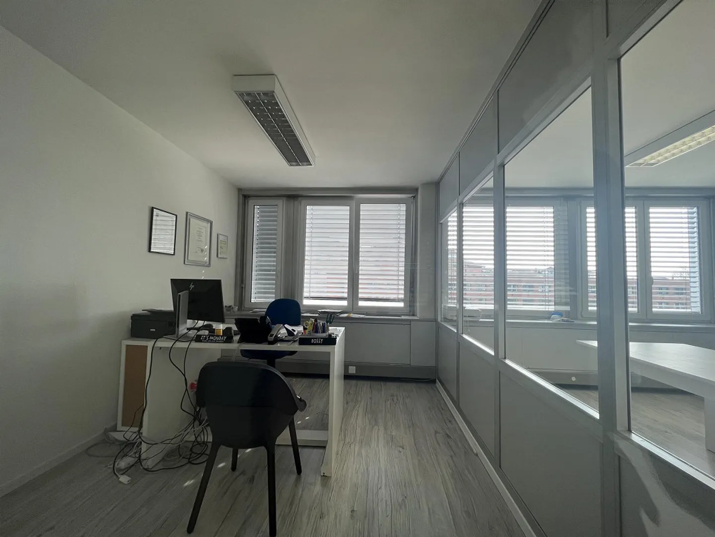 Mendrisio – near Piazzale Alle Valle | Elegant office of 50 m² - Photo 6 of 6