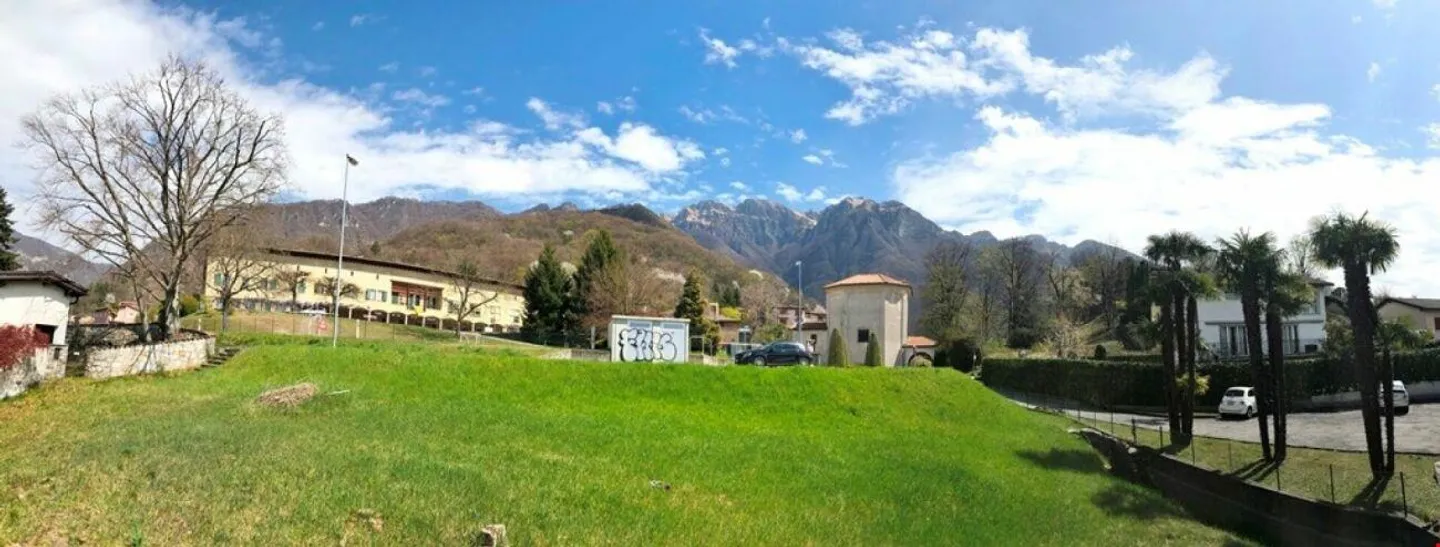 Terreno edificabile di 904 m² con vista libera - Foto 5 di 8