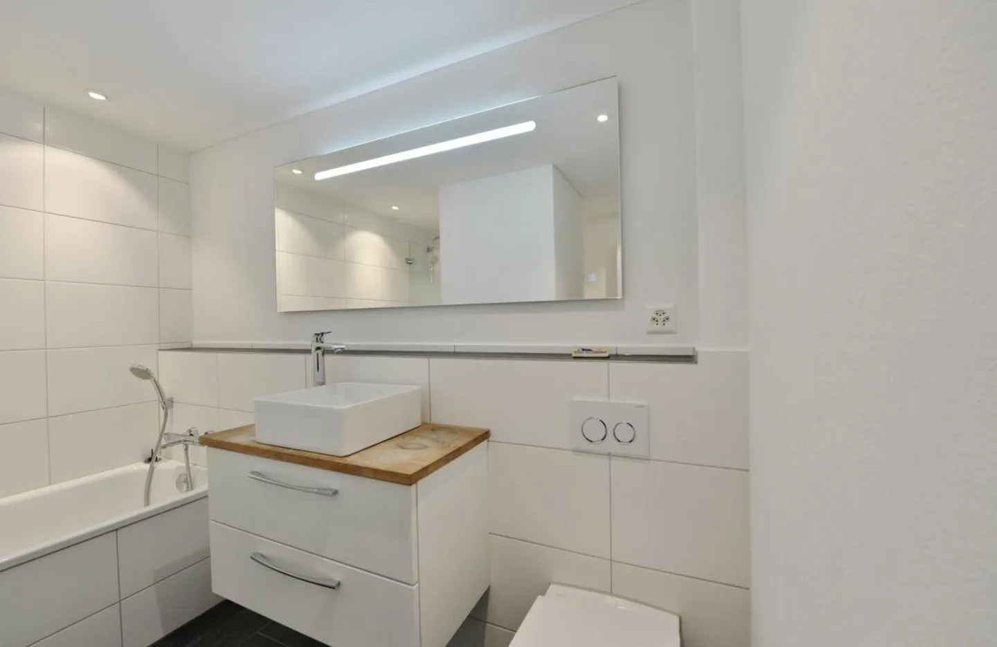 Charmante Wohnung in historischem Gebäude - Foto 6 von 14