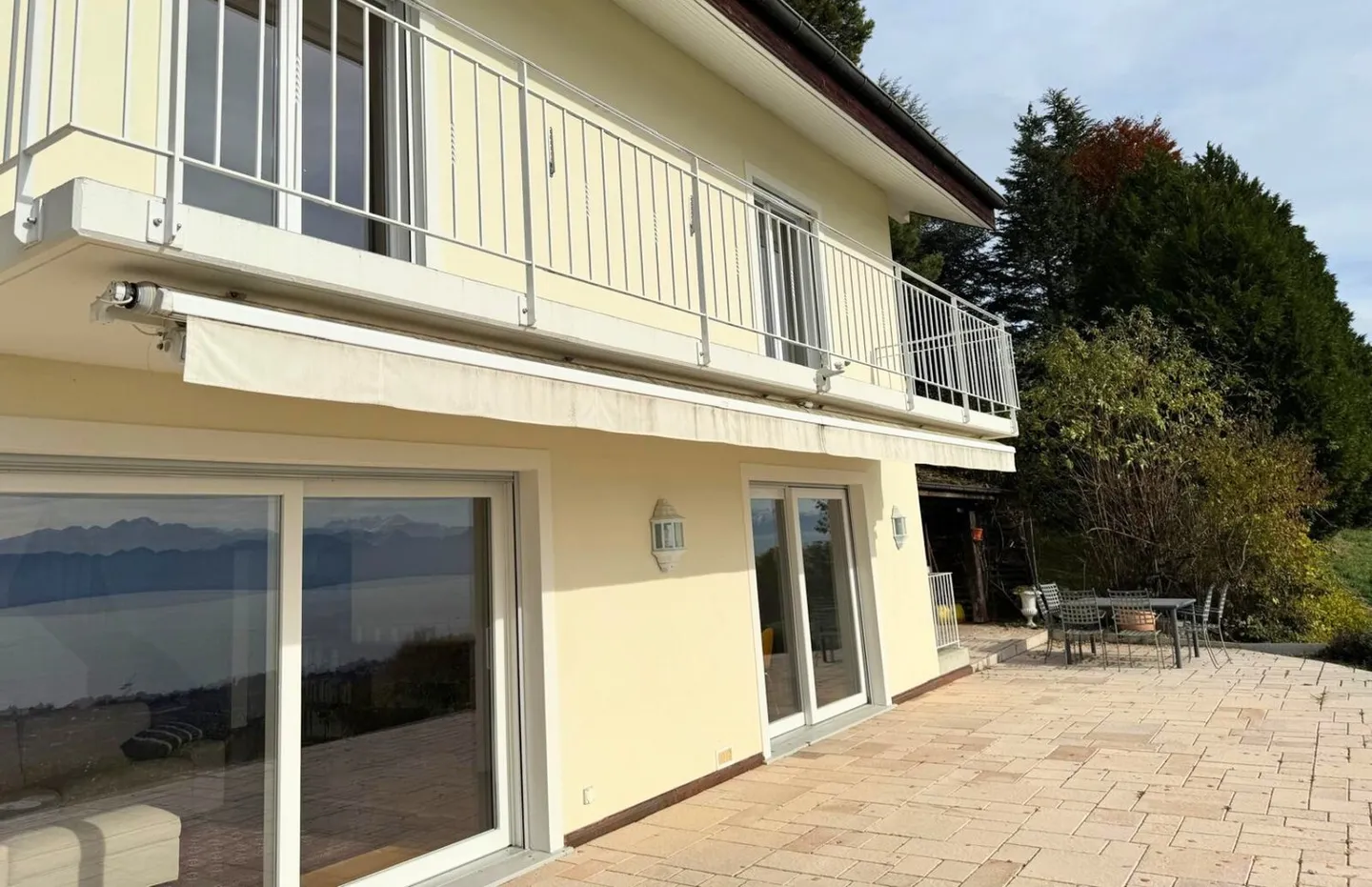 Maison individuelle avec vue panoramique sur le lac - Foto 4 von 14