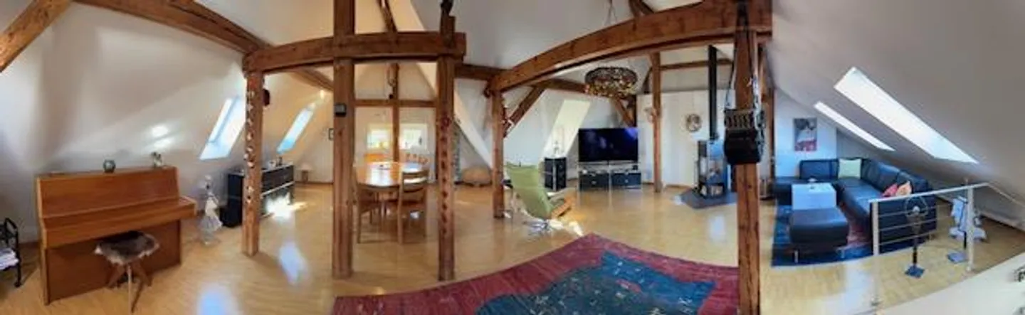 Maisonette spacieuse et charmante au dernier étage d'une maison de style Jugendstil - Photo 4 sur 18