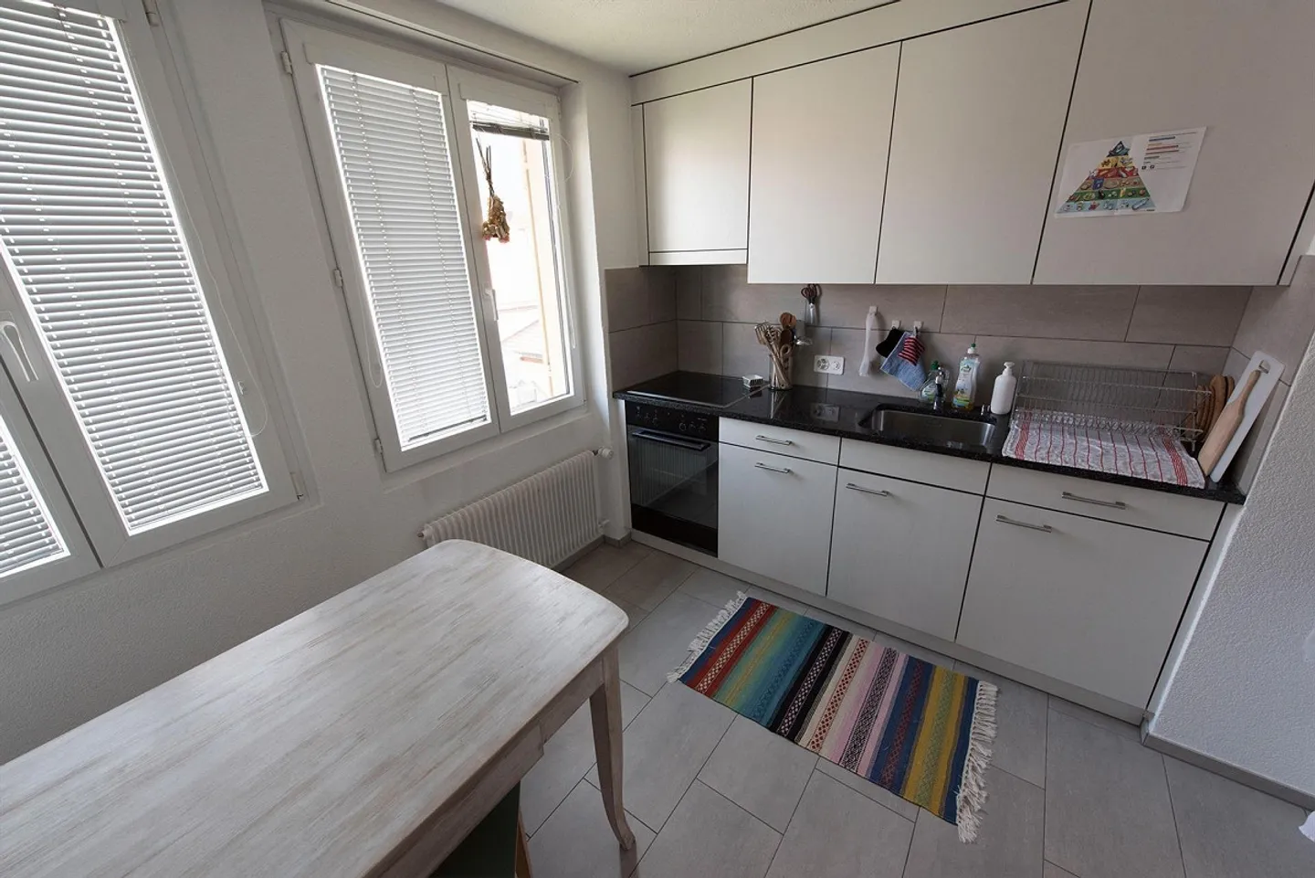 Beautiful apartment in a quiet location - Photo 4 of 8