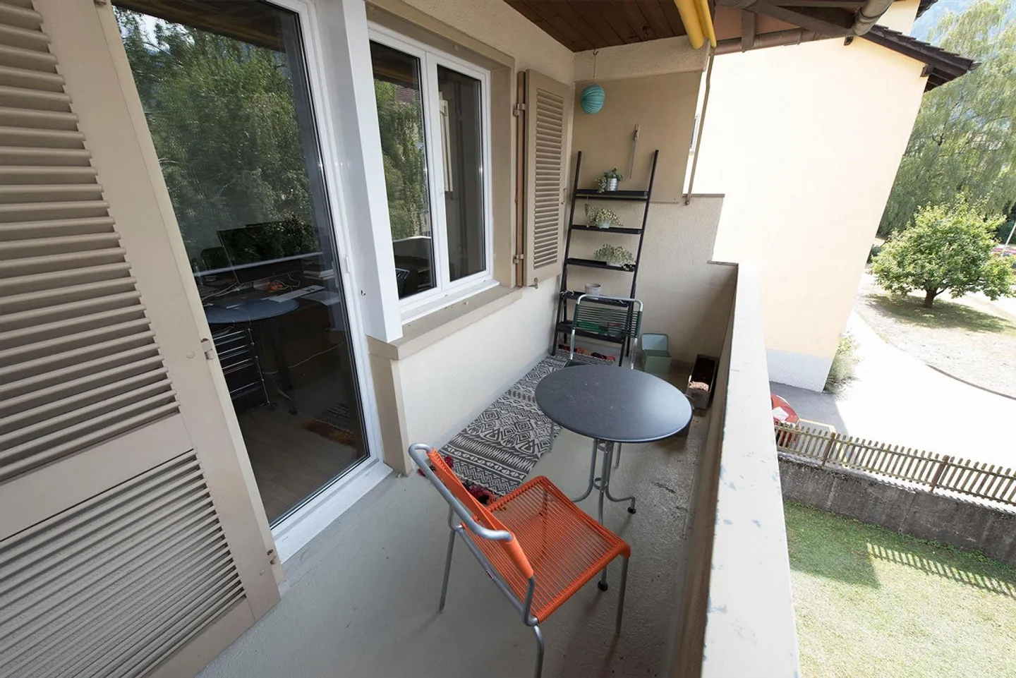 Beautiful apartment in a quiet location - Photo 2 of 8