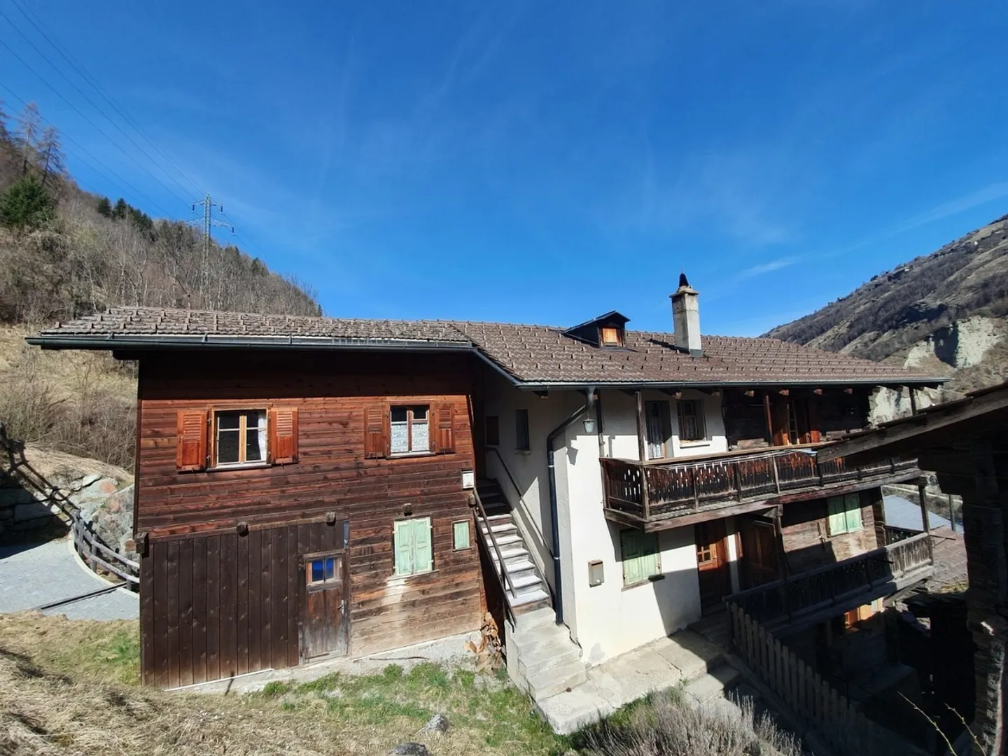 4 Camere da ristrutturare nella soffitta Val d'Hérens - Foto 9 di 11