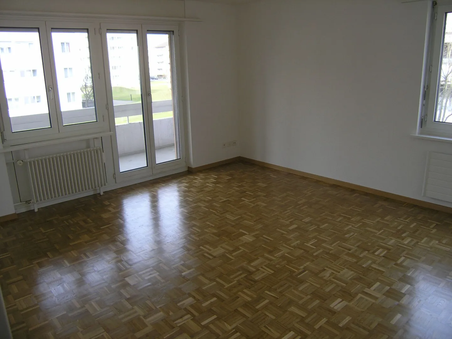Appartement simple de 3 pièces dans le quartier de Lindenhof - Photo 4 sur 5