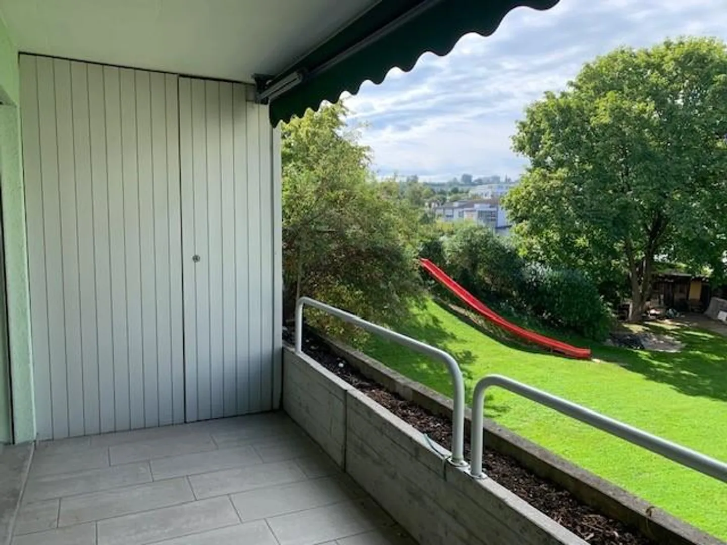 Bellissimo appartamento di 4,5 stanze vicino al lago con camino e balcone - SENZA ... - Foto 12 di 13