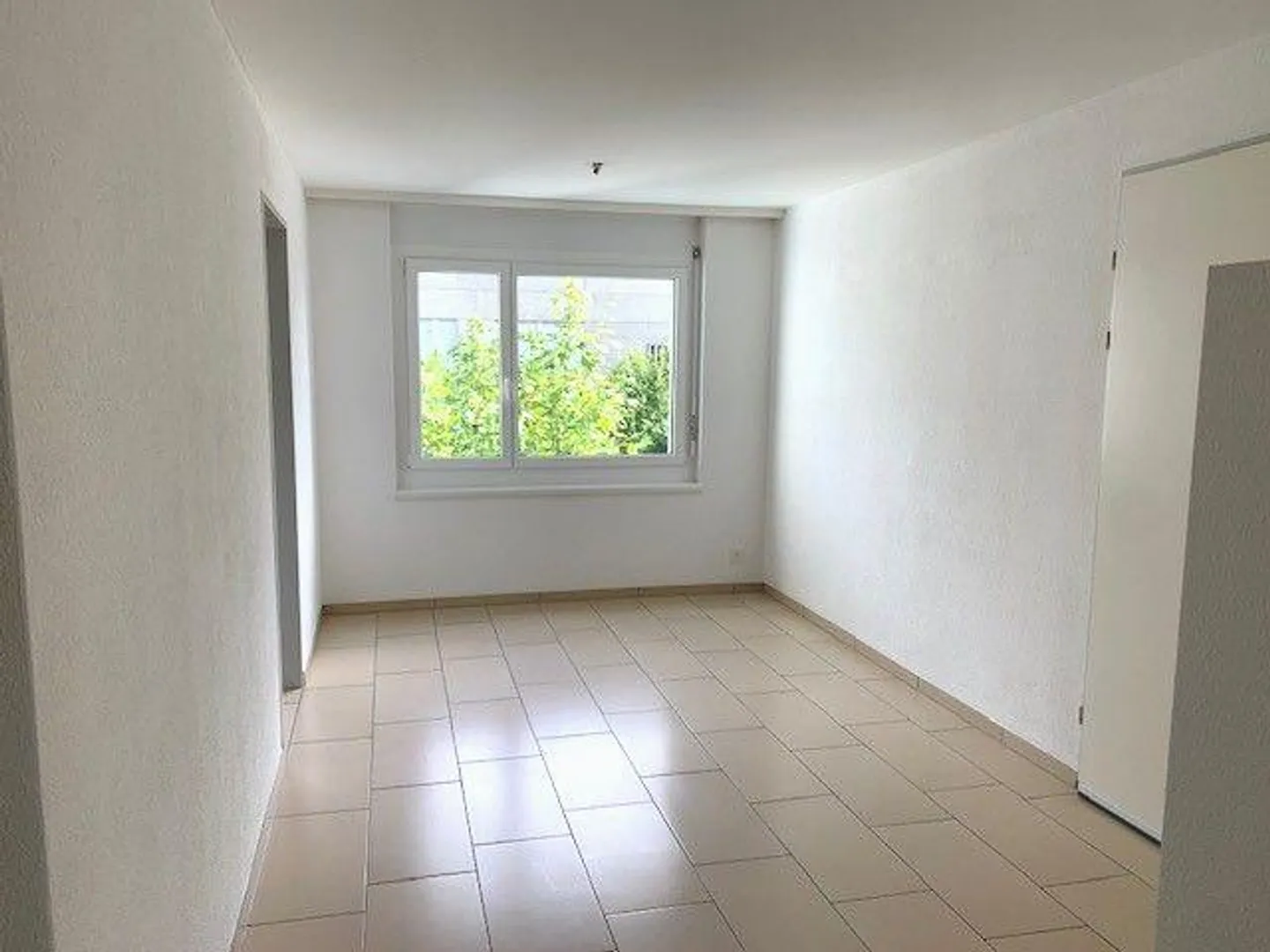 Bellissimo appartamento di 4,5 stanze vicino al lago con camino e balcone - SENZA ... - Foto 13 di 13