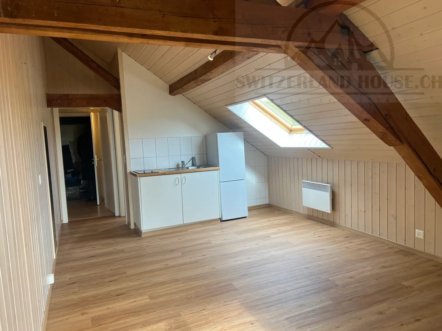 Studio for rent close to amenities and nature in Posat - Photo 1 of 7