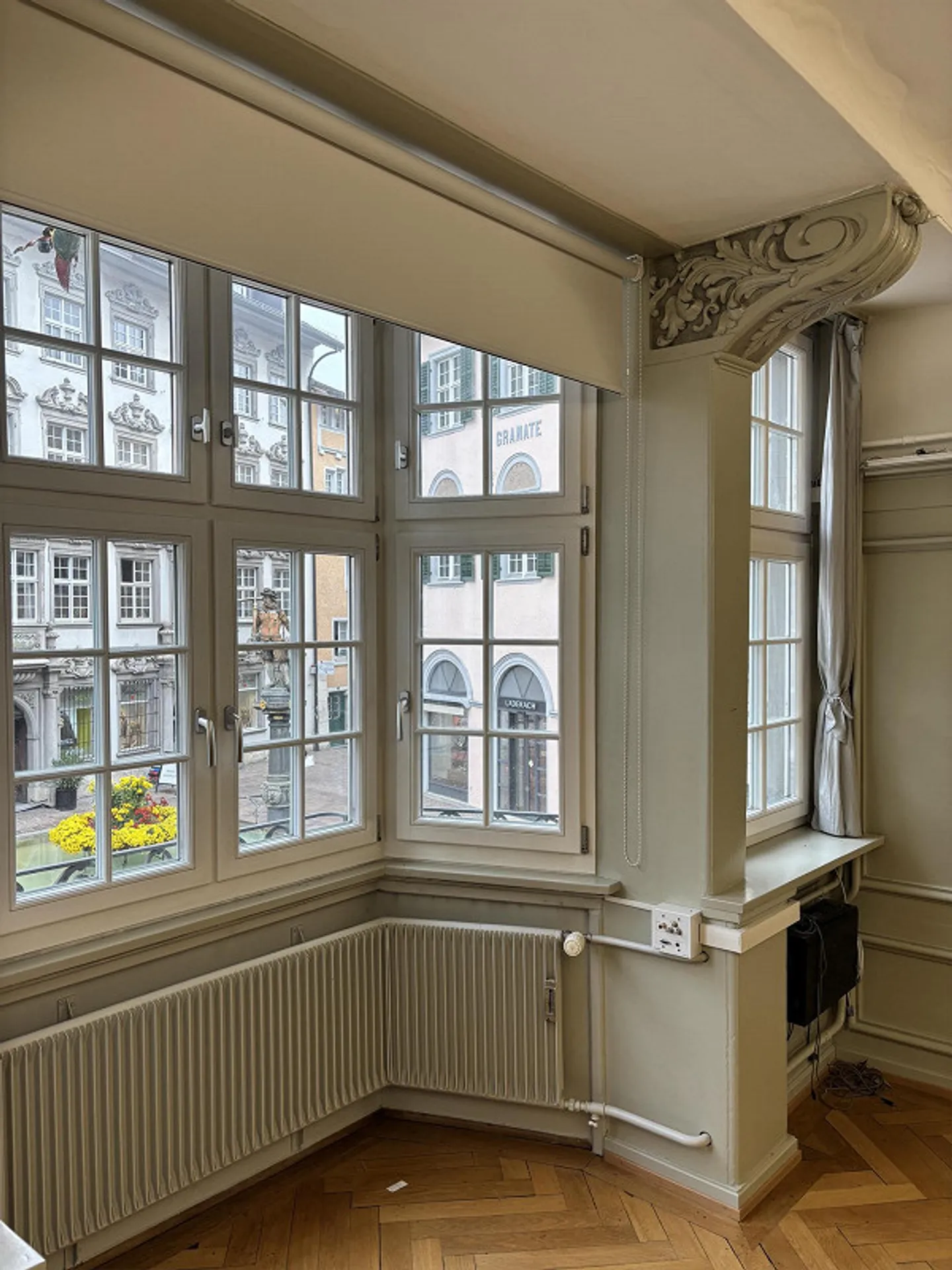 Repräsentative Bürofläche an bester Lage in Schaffhausen zu vermieten - Foto 2 von 6