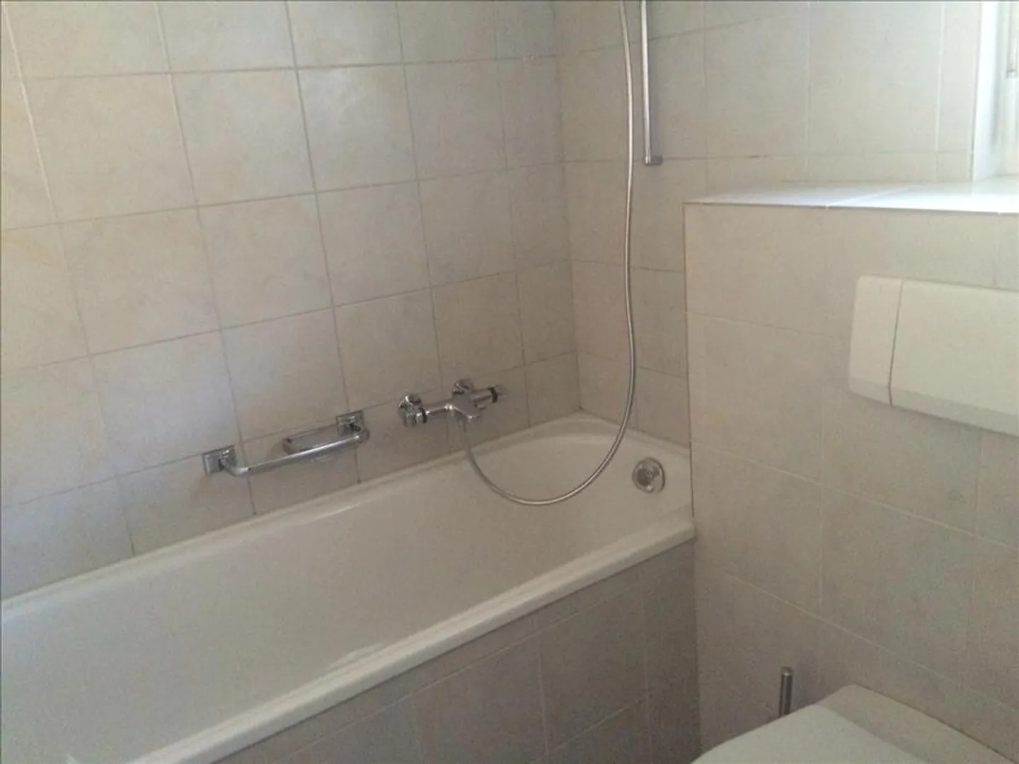 MIETEN OHNE KAUTION - Erdgeschosswohnung in grüner Umgebung - Foto 5 von 8