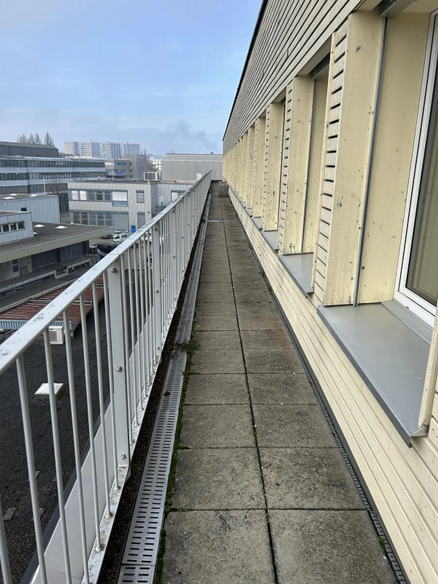 Espace de bureau exclusif avec terrasse sur le toit et finition haut de gamme - Photo 11 sur 11