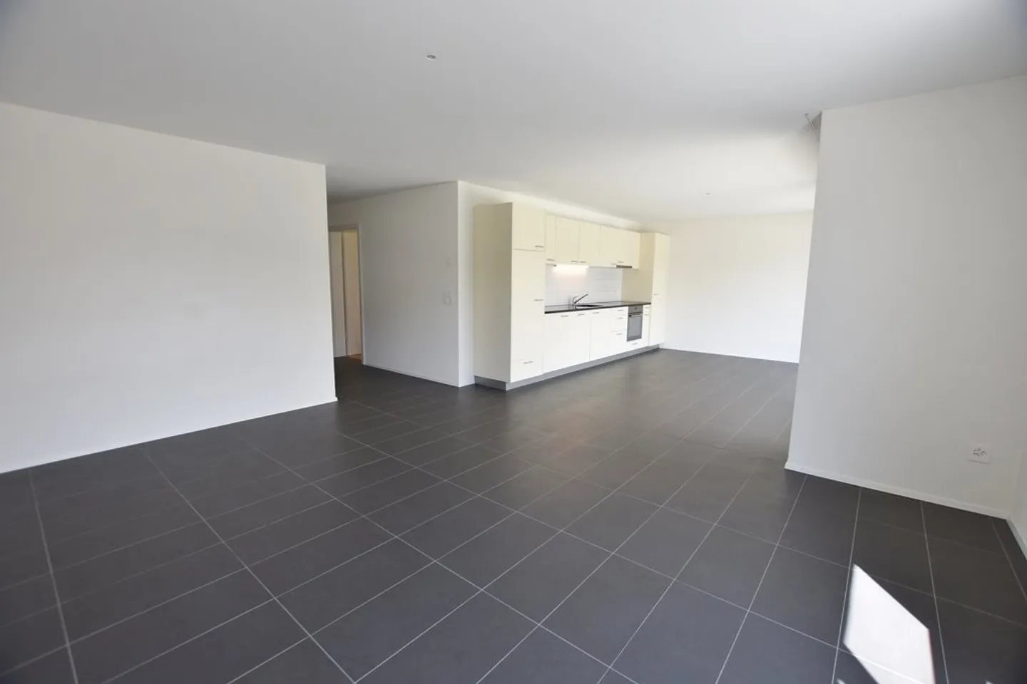 Apartment for rent - Photo 1 of 9