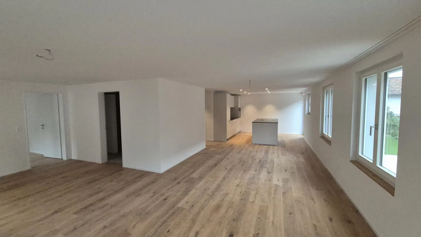 3.5 Room Apartment with Garden, in the Heart of Weinfelden - Photo 4 of 9