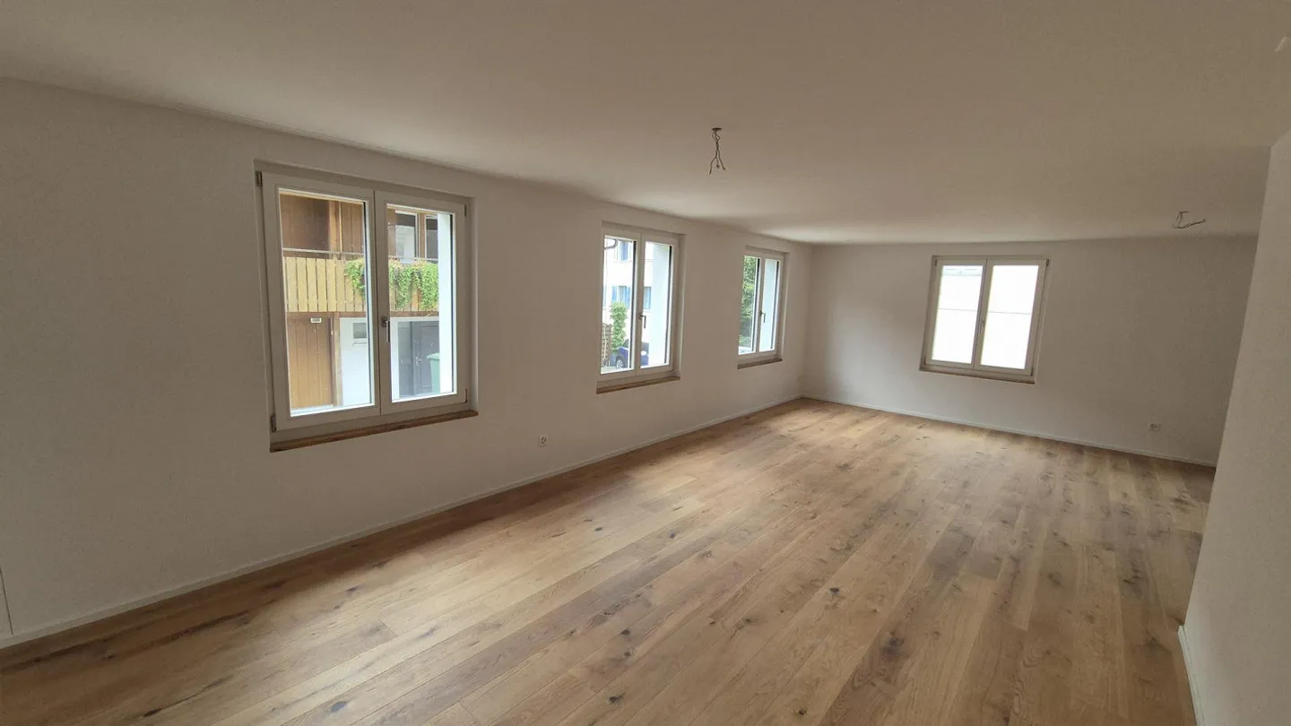 3.5 Room Apartment with Garden, in the Heart of Weinfelden - Photo 5 of 9