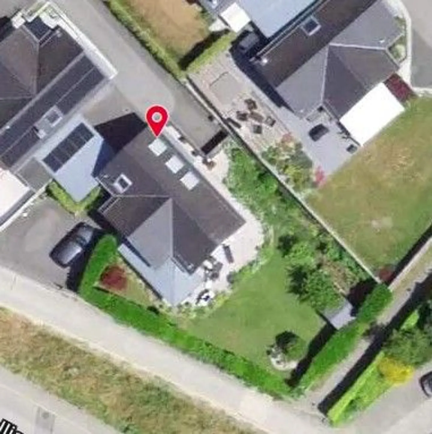 Semi-Detached Villa - Photo 2 of 13