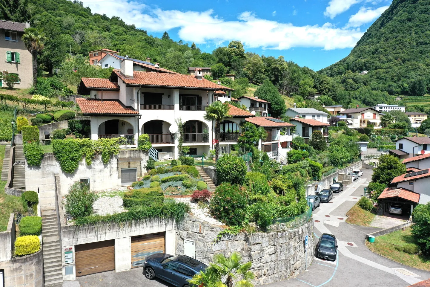 Ferienhaus mit Panoramsicht -Casa con vista panoramica fino al Ceresio - Foto 1 di 12