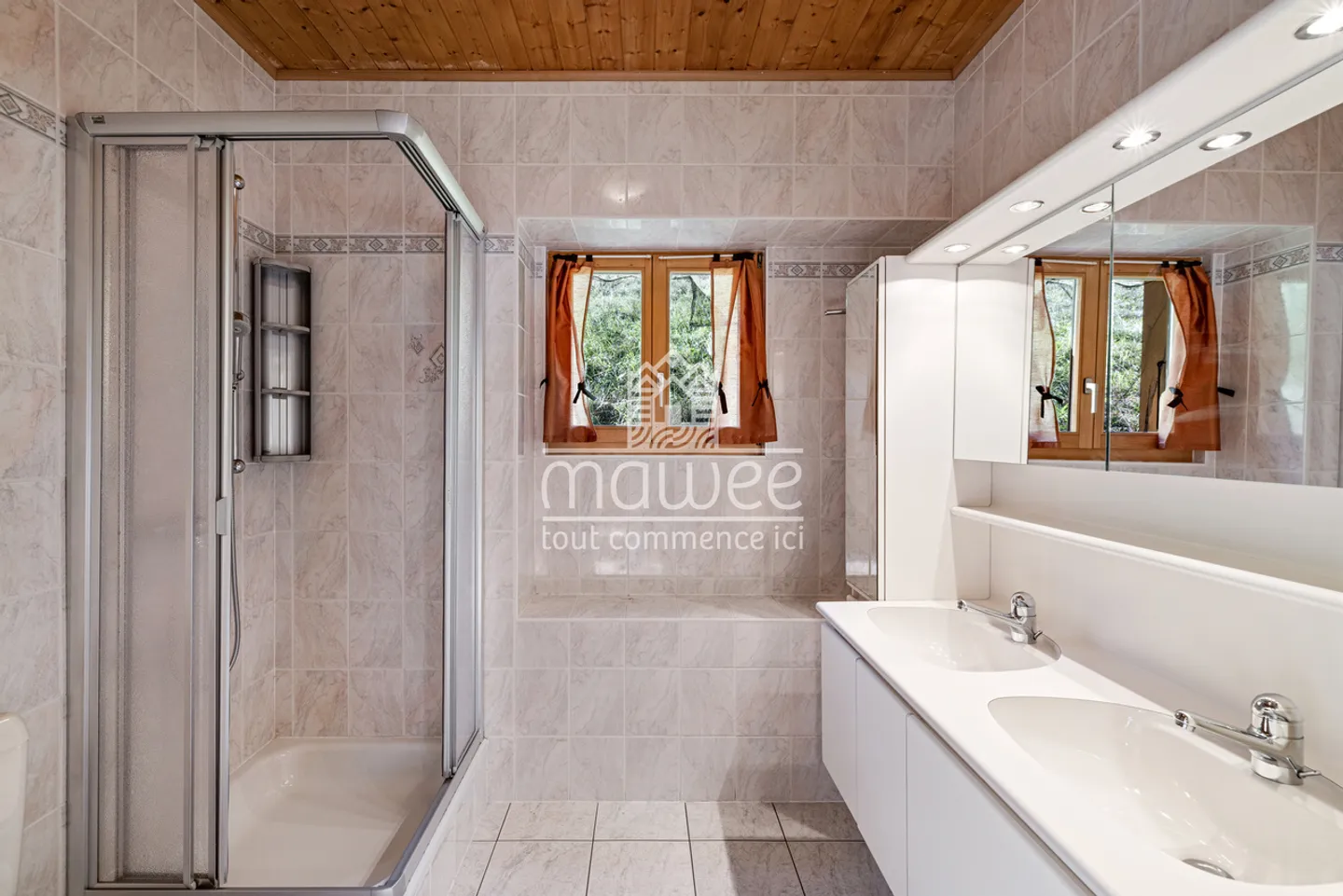 Rare opportunity in Vens – chalet with independent studio! - Photo 7 of 12