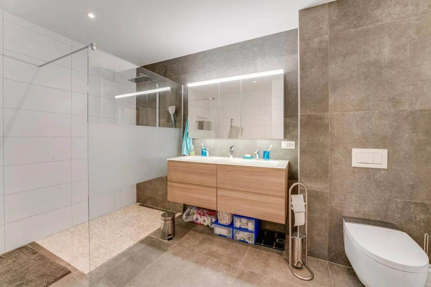 Family Home in Villars - Photo 7 of 13