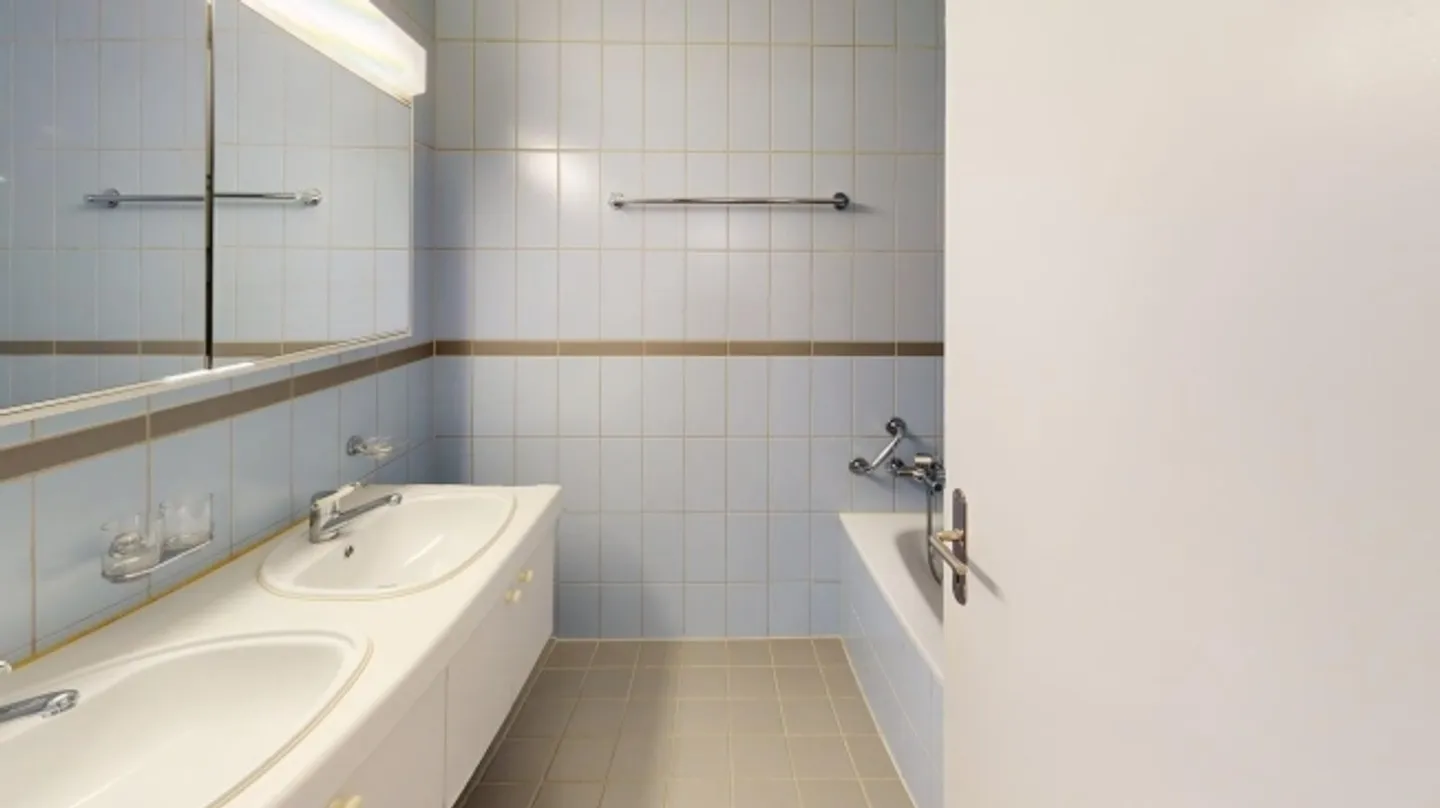 Soluzione Temporanea Ideale Appartamento 2.5 Stanze a Wiedikon - Foto 7 di 8