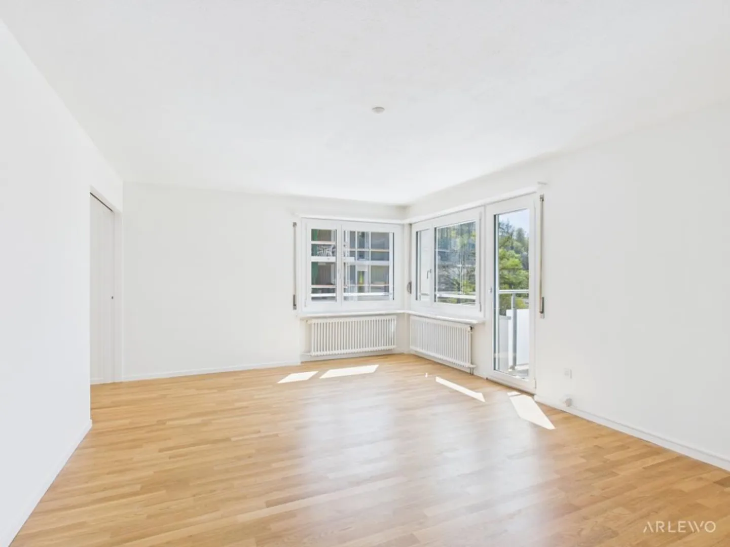 Komplett erneuertes Zuhause im beliebten Würzenbach-Quartier - Foto 2 von 9
