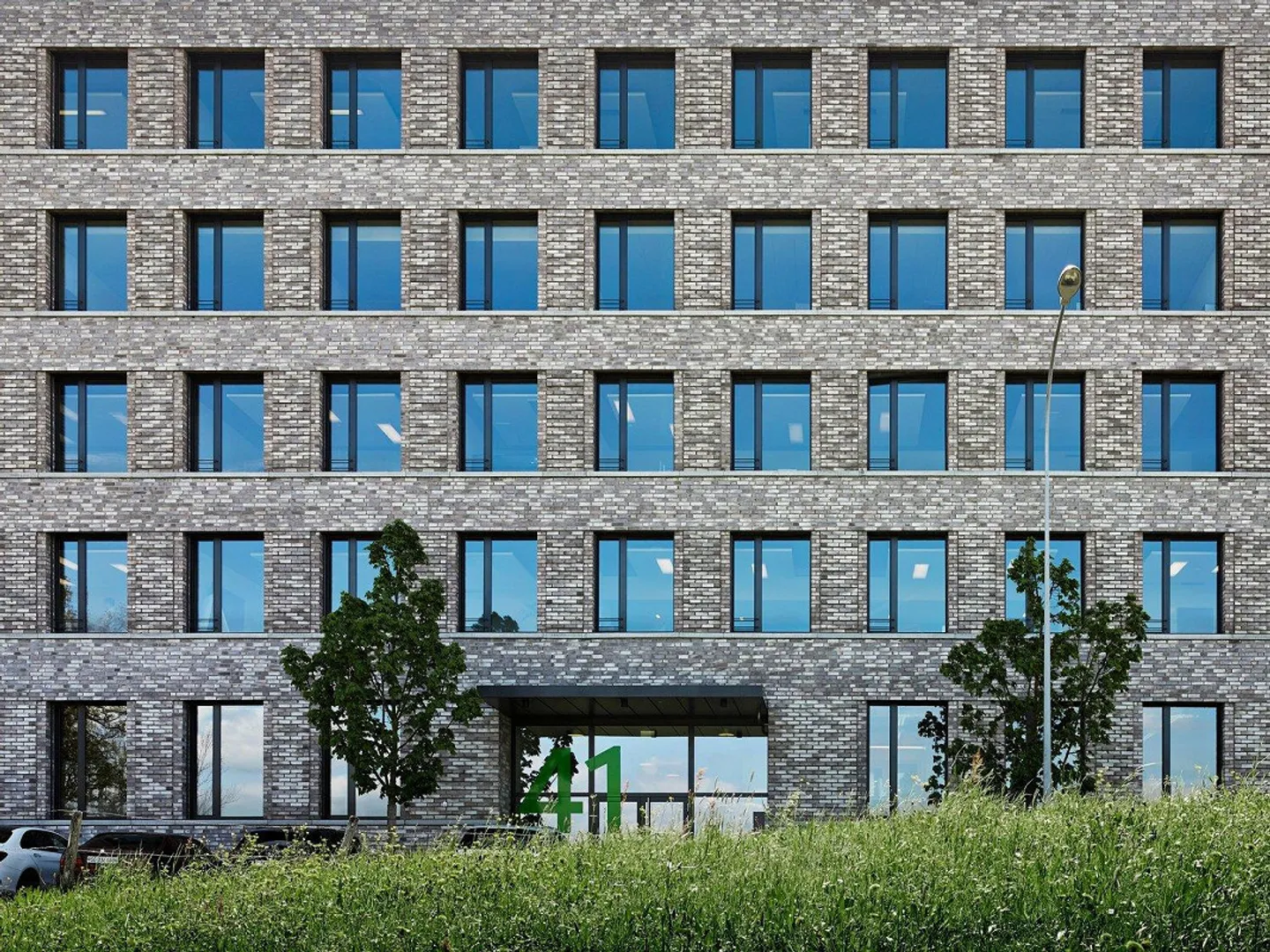 Spazi per uffici rappresentativi in un edificio moderno - Foto 5 di 5