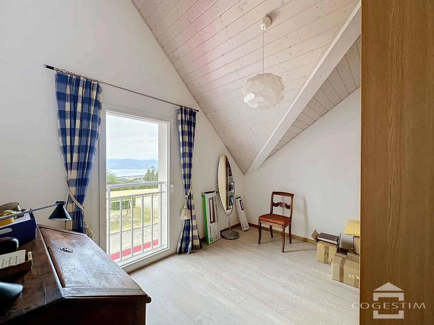 Villa Charmante avec Vue Lac - Photo 9 sur 13