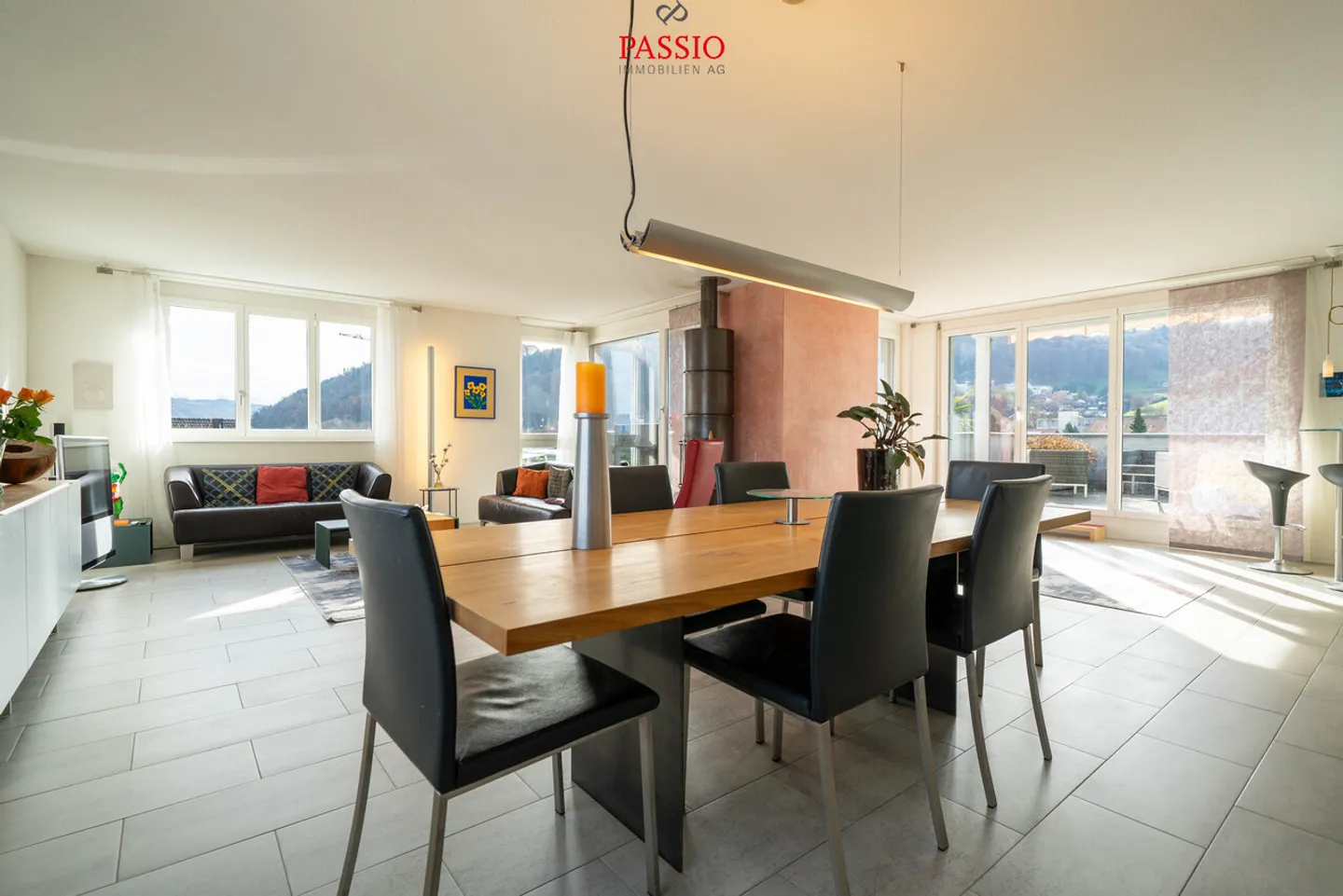 Wunderschöne 4,5-Zimmer-Attika-Wohnung mit 61.9m² Terrasse  - Foto 10 von 31