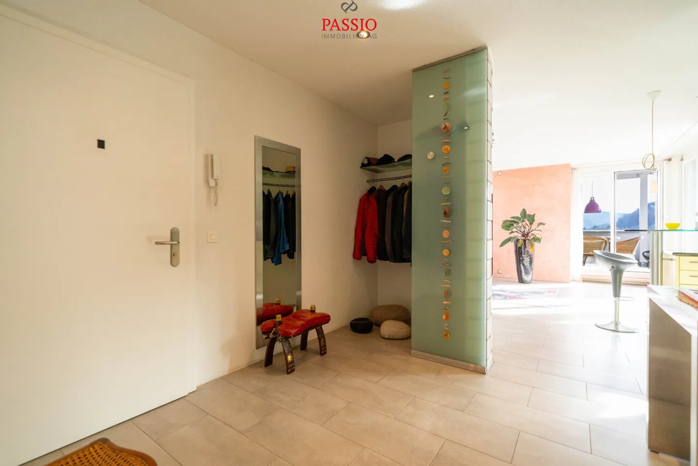 Wunderschöne 4,5-Zimmer-Attika-Wohnung mit 61.9m² Terrasse  - Foto 13 von 31