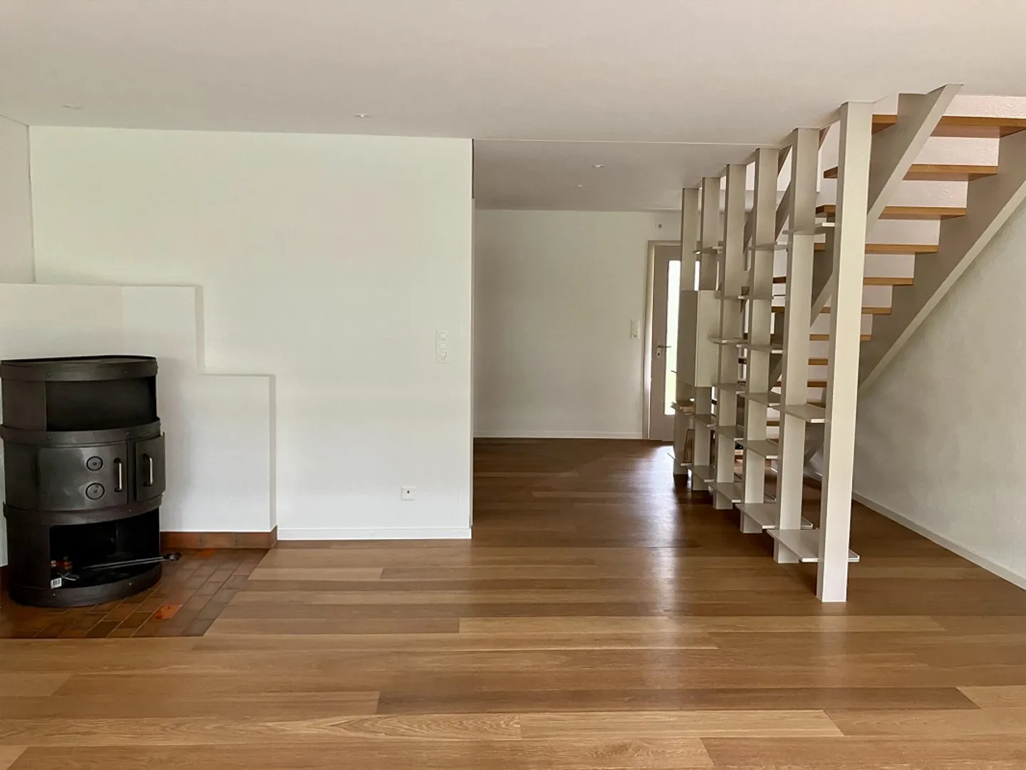 4 1/2 Zimmer Reihenhaus - Foto 3 von 15