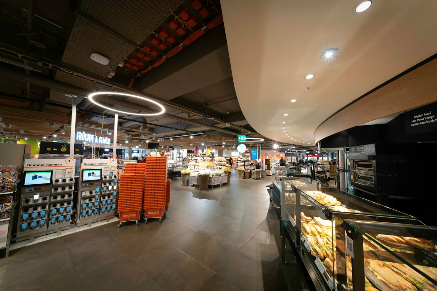 Ladenfläche mit ca. 670m² in Shopping Center – Migros Füllinsdorf - Foto 11 von 12