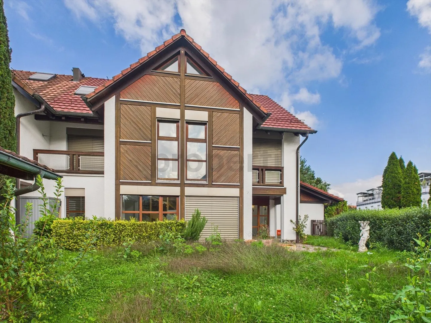 Unique 8.5-Room Townhouse with Garden and Gallery in Würenlingen - Photo 1 of 13