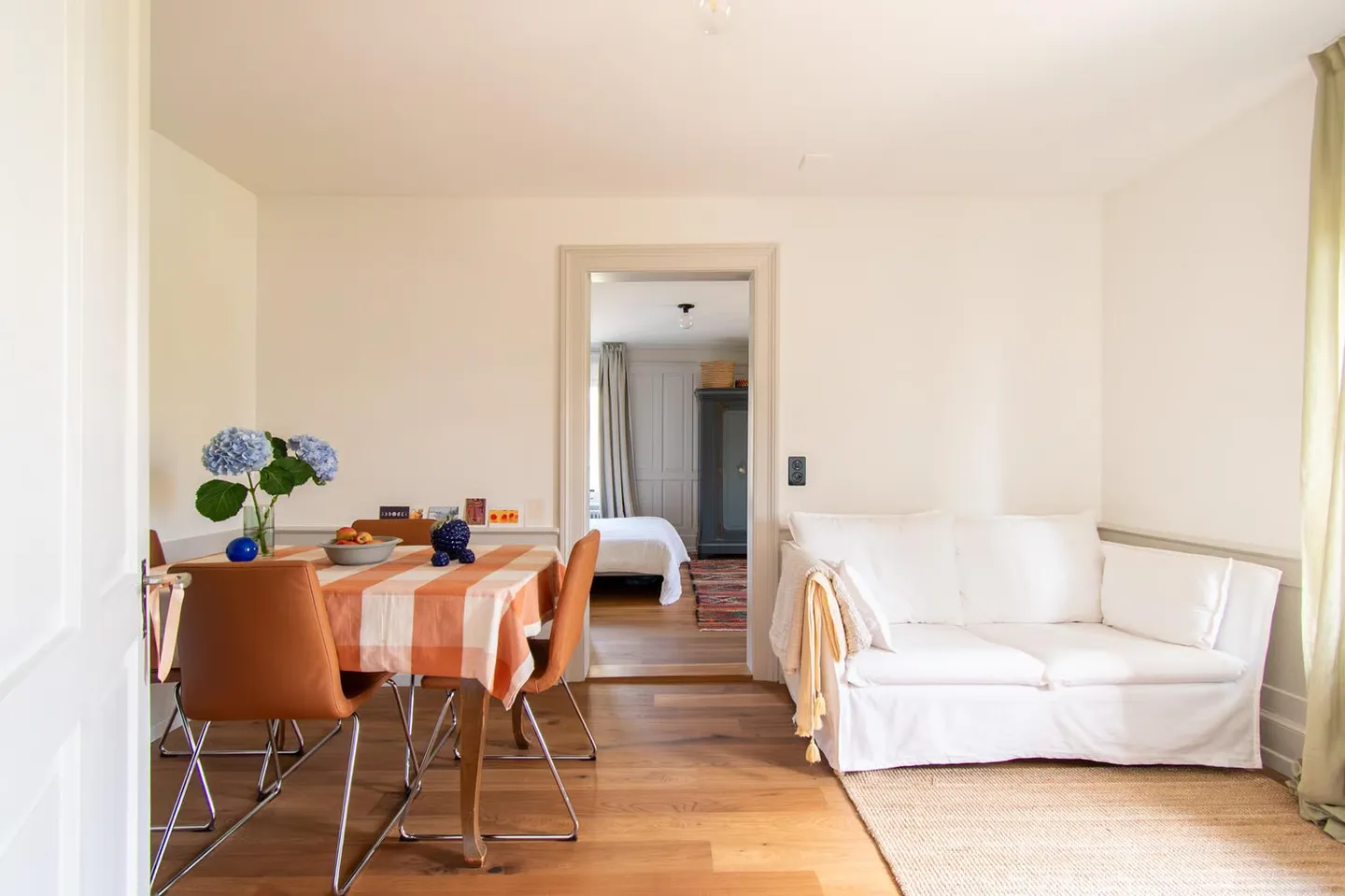 Appartamento 2.5 camere di alta qualità e stile elegante con balcone - Foto 1 di 13