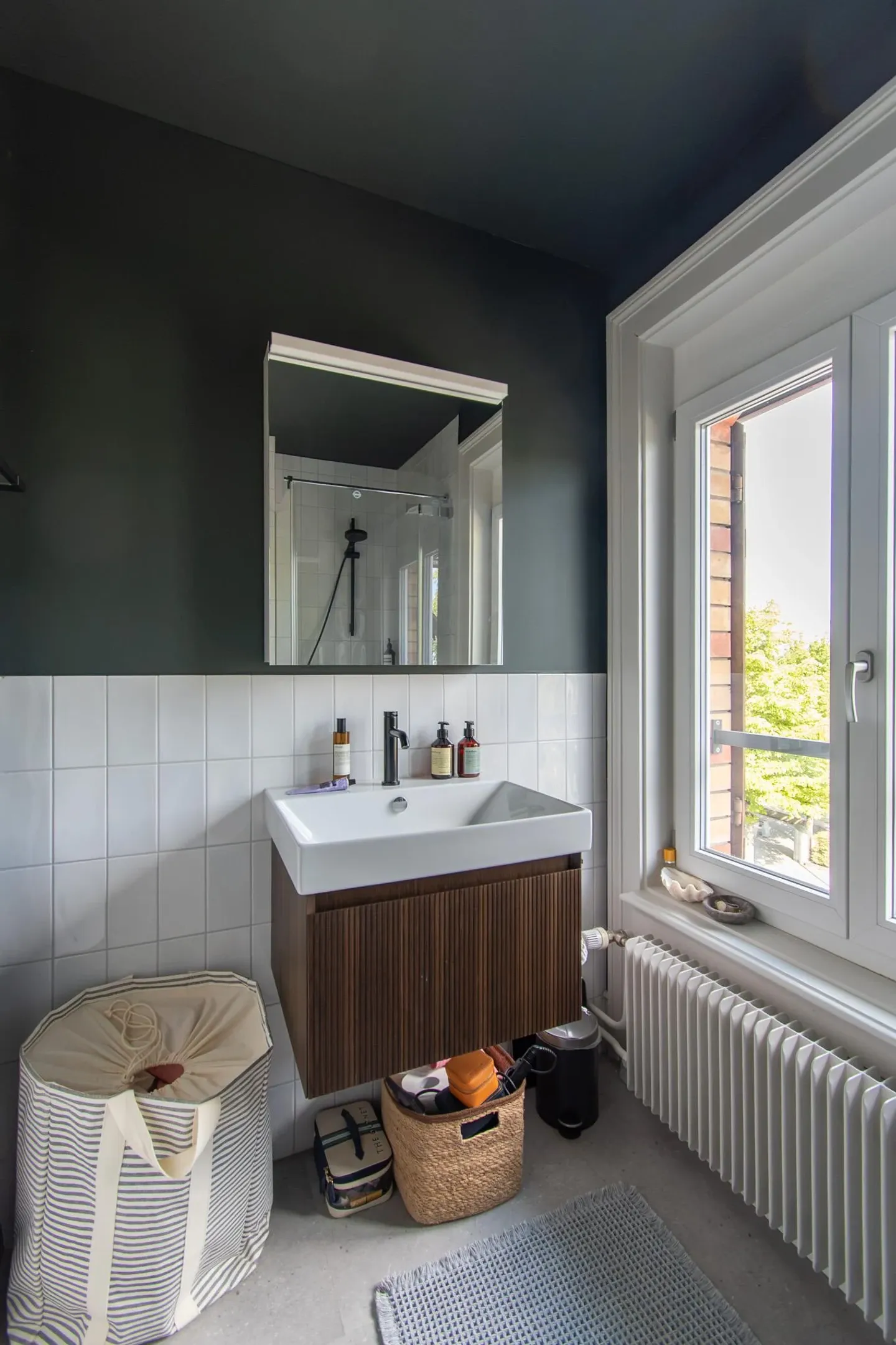 Appartamento 2.5 camere di alta qualità e stile elegante con balcone - Foto 3 di 13