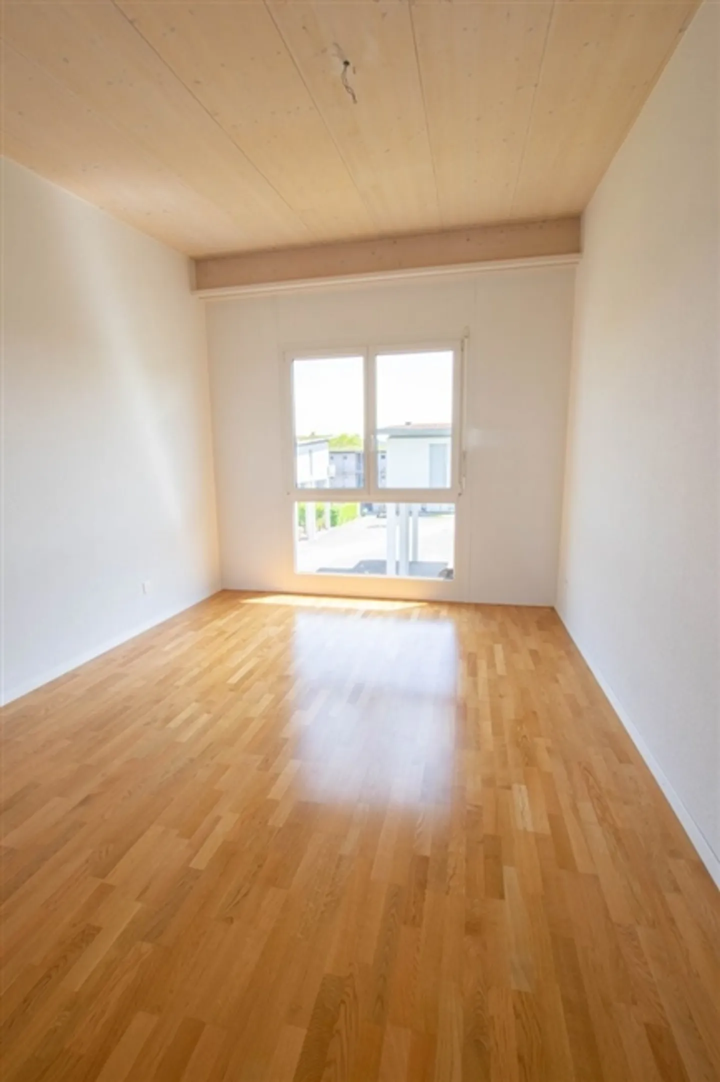 Appartamento luminoso di 3,5 stanze in affitto a Ittigen - Foto 5 di 9