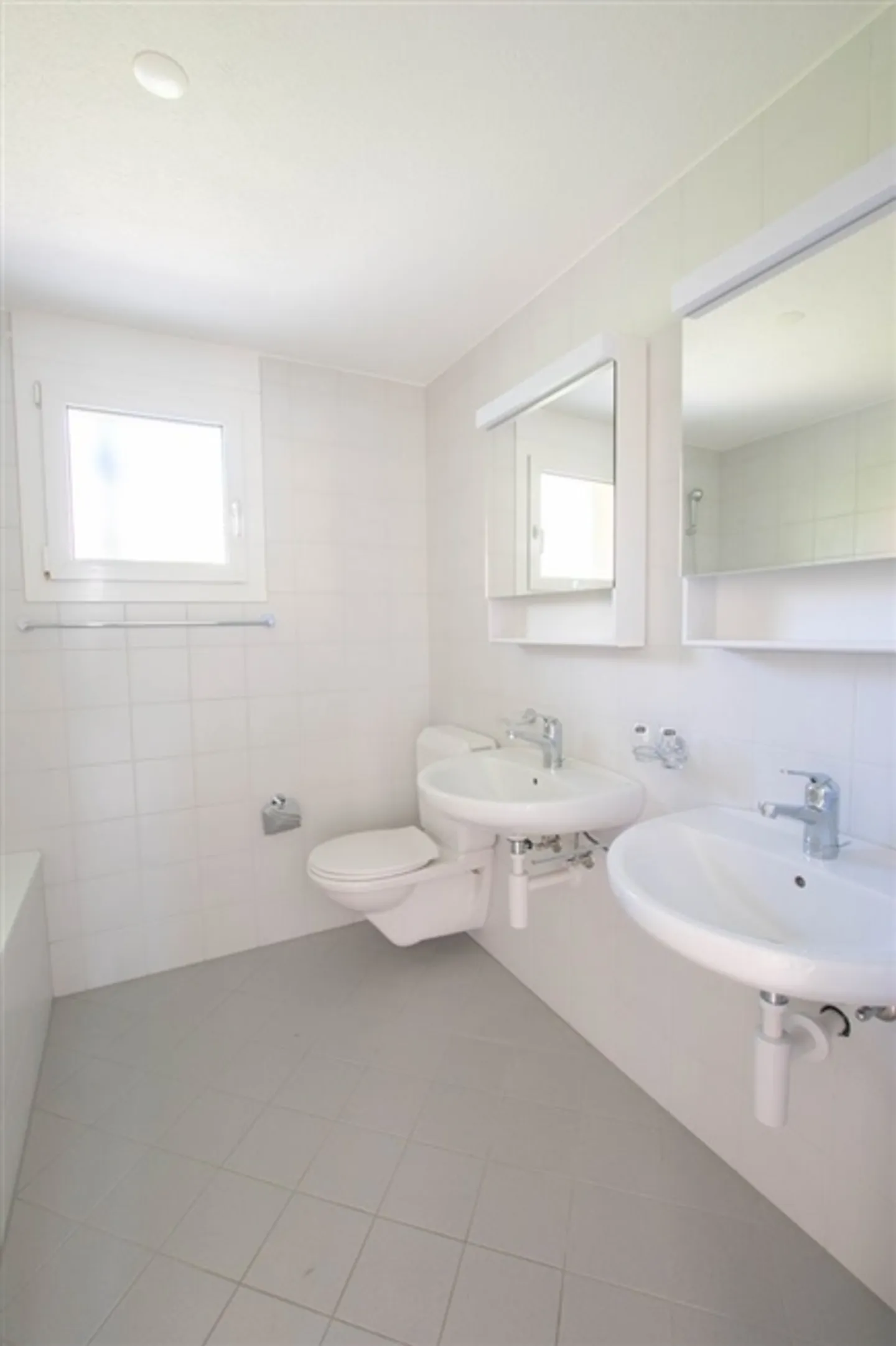 Appartamento luminoso di 3,5 stanze in affitto a Ittigen - Foto 6 di 9