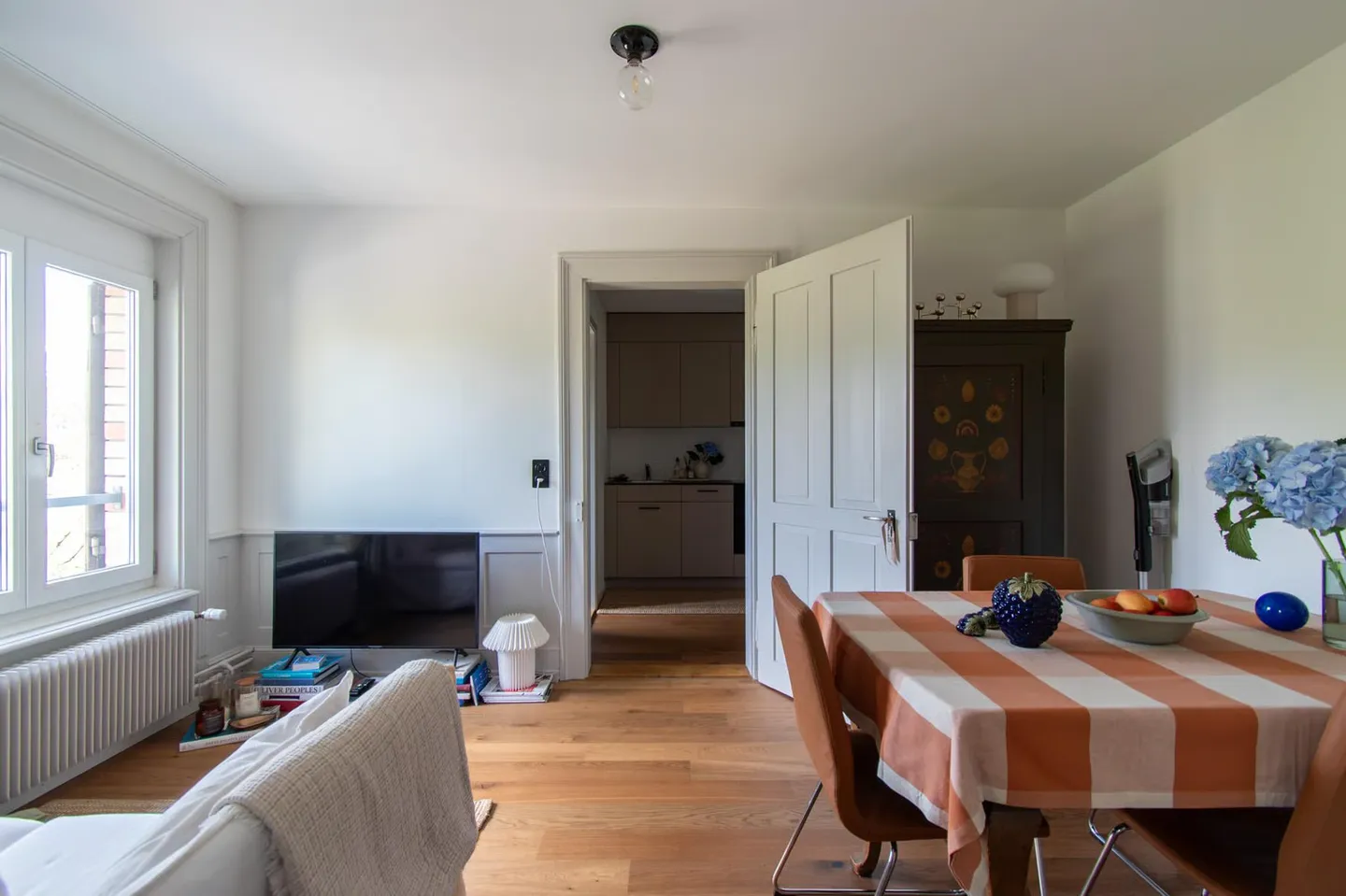 Appartamento 2.5 camere di alta qualità e stile elegante con balcone - Foto 10 di 13