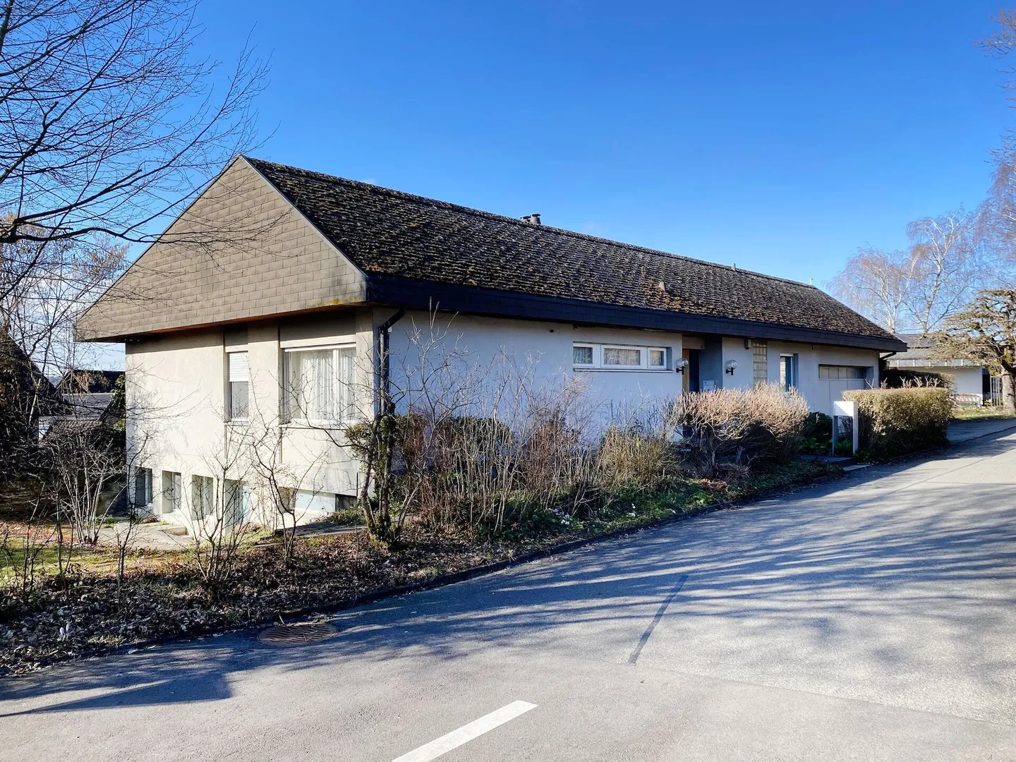 Maison individuelle de 7 pièces avec jardin d'hiver luxueux, bel environnement et piscine extérieure - Photo 42 sur 43
