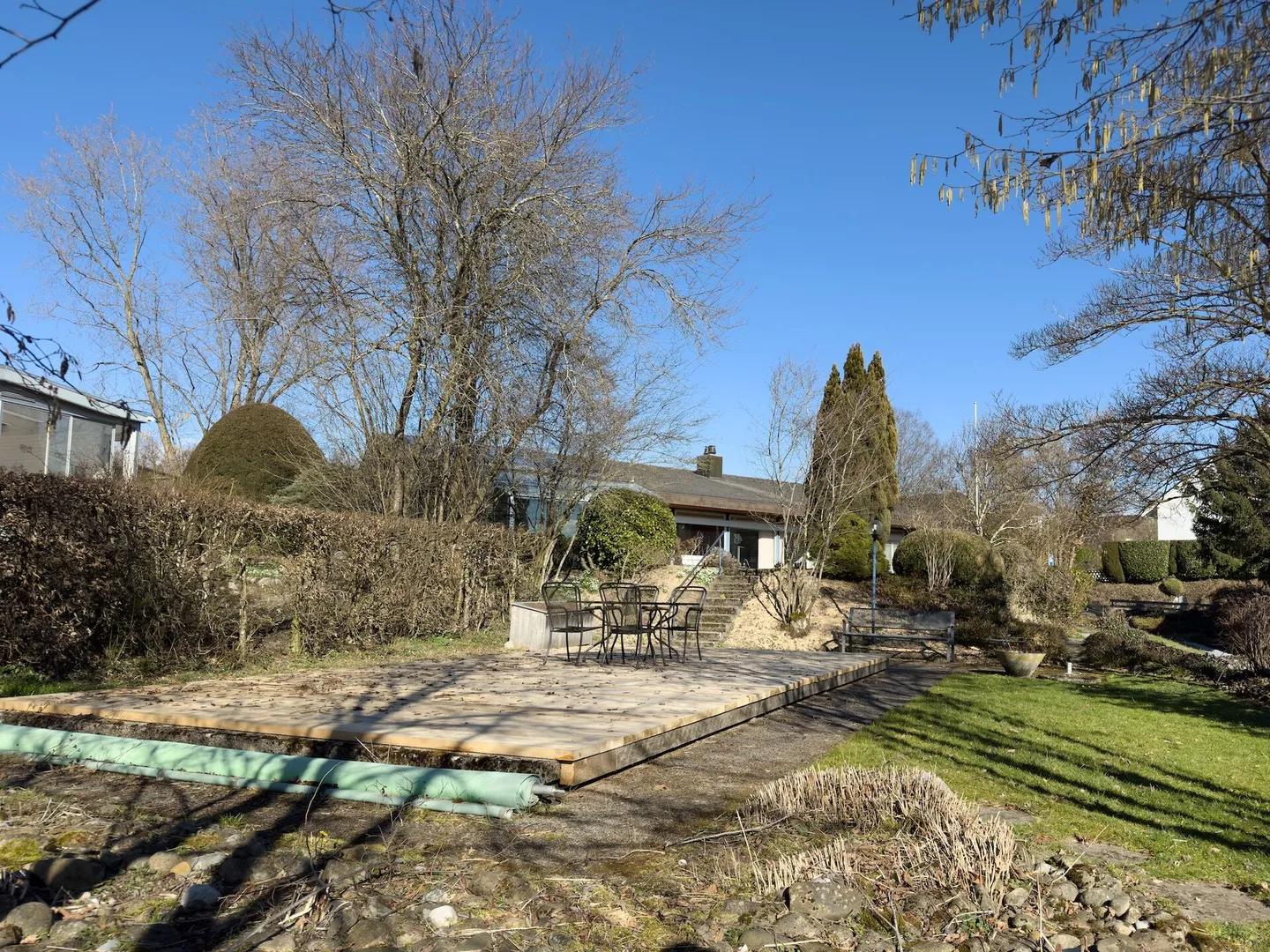 Maison individuelle de 7 pièces avec jardin d'hiver luxueux, bel environnement et piscine extérieure - Photo 27 sur 43