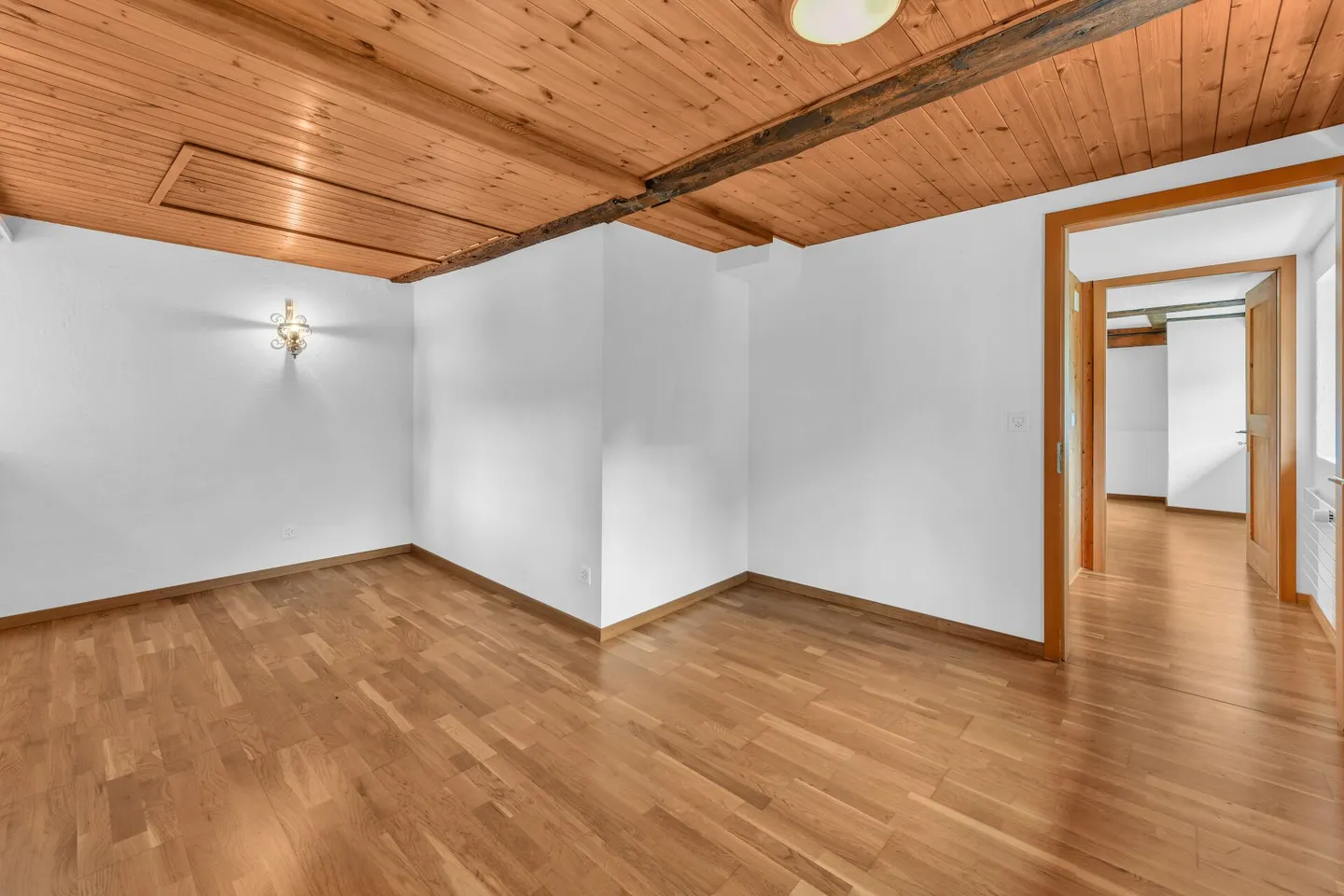 Una casa piena di vita nel cuore della Bündner Herrschaft - Foto 14 di 29