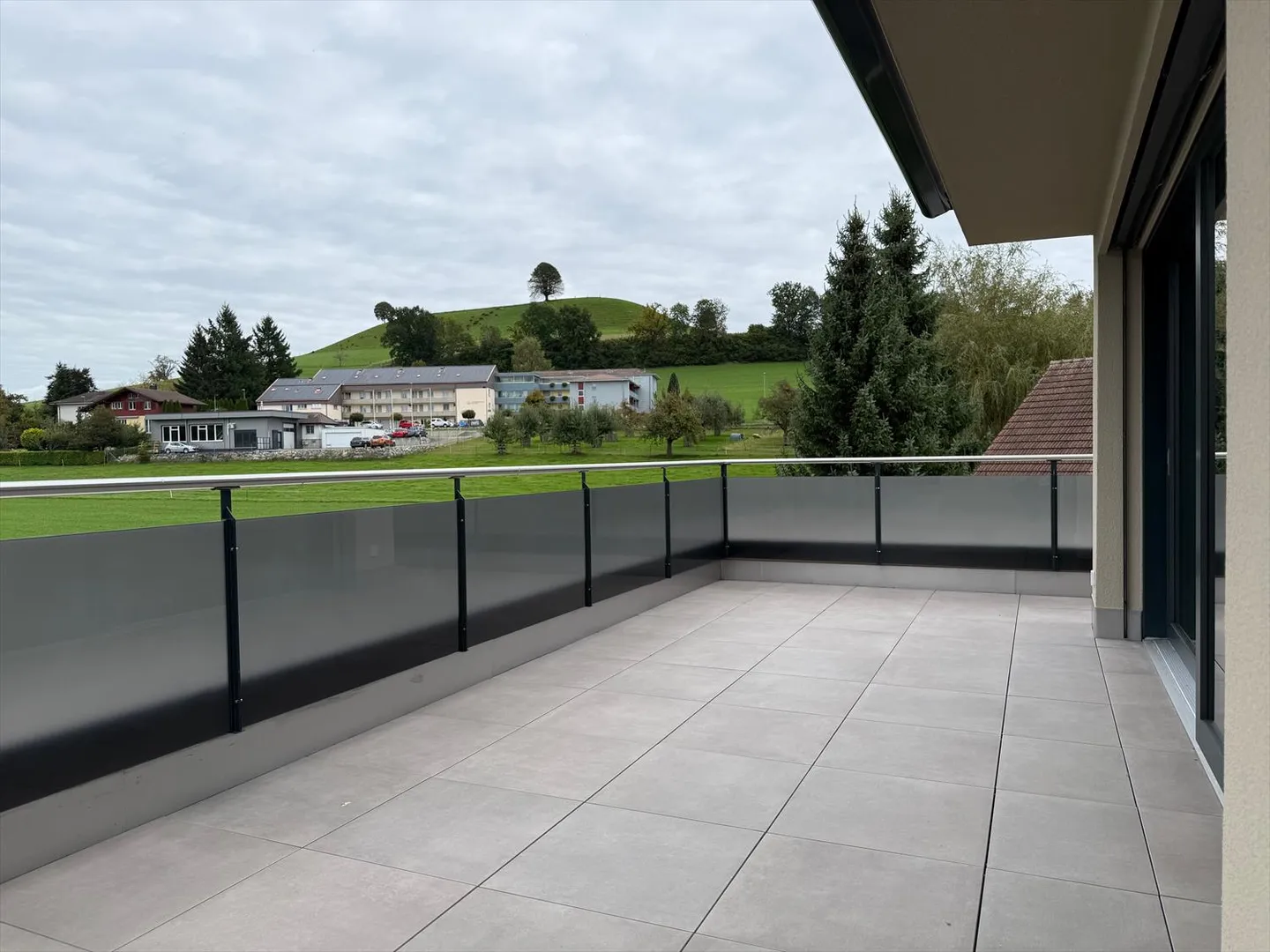 Penthouse for rent - Photo 8 of 11